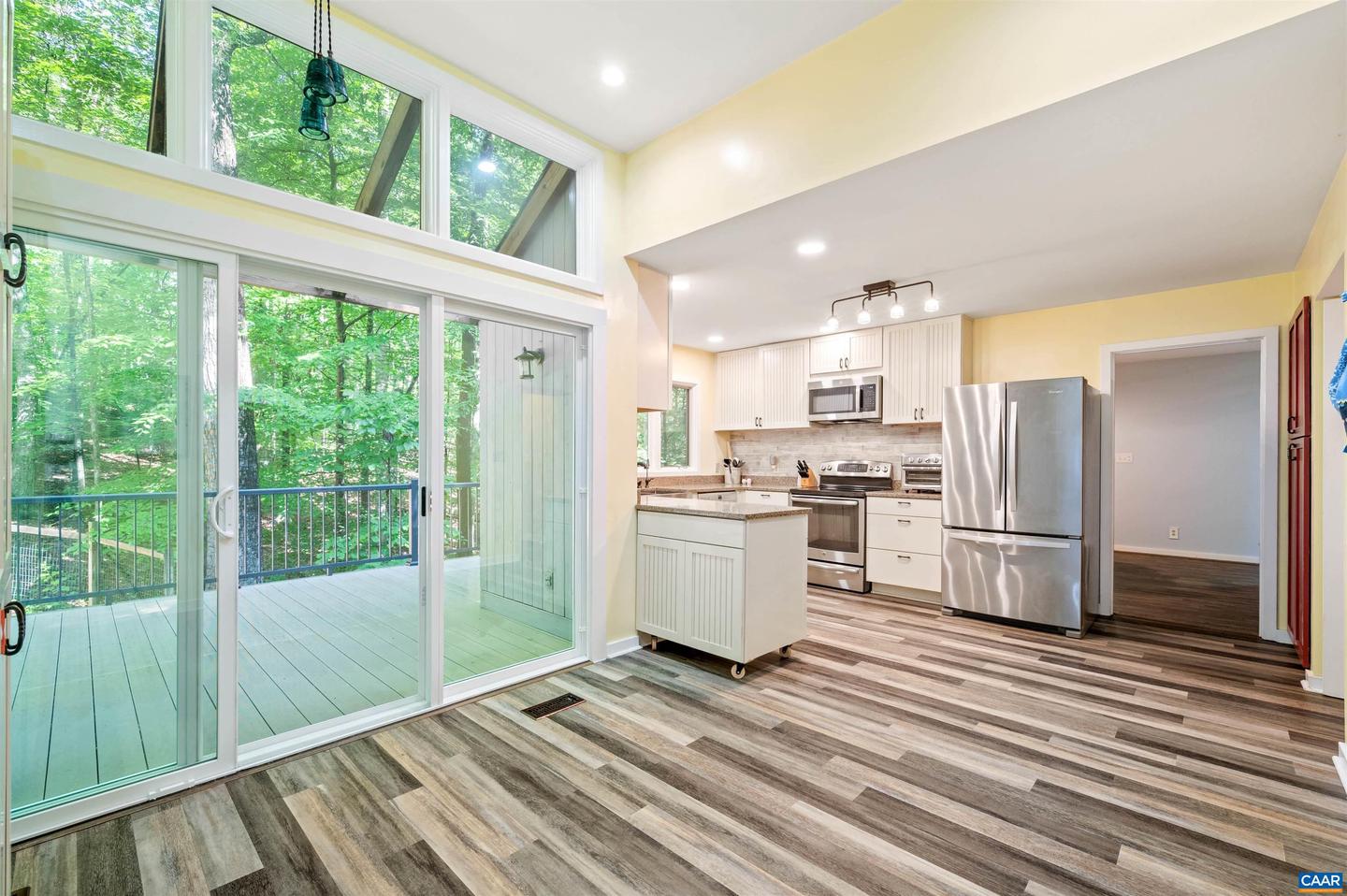 50 LYNNWOOD LN, CHARLOTTESVILLE, Virginia 22901, 5 Bedrooms Bedrooms, ,3 BathroomsBathrooms,Residential,For sale,50 LYNNWOOD LN,665039 MLS # 665039