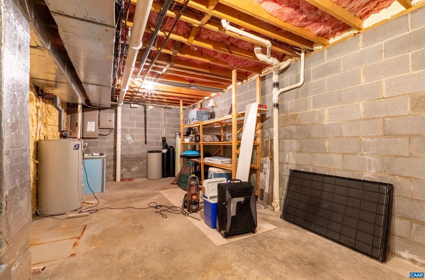 50 LYNNWOOD LN, CHARLOTTESVILLE, Virginia 22901, 5 Bedrooms Bedrooms, ,3 BathroomsBathrooms,Residential,For sale,50 LYNNWOOD LN,665039 MLS # 665039