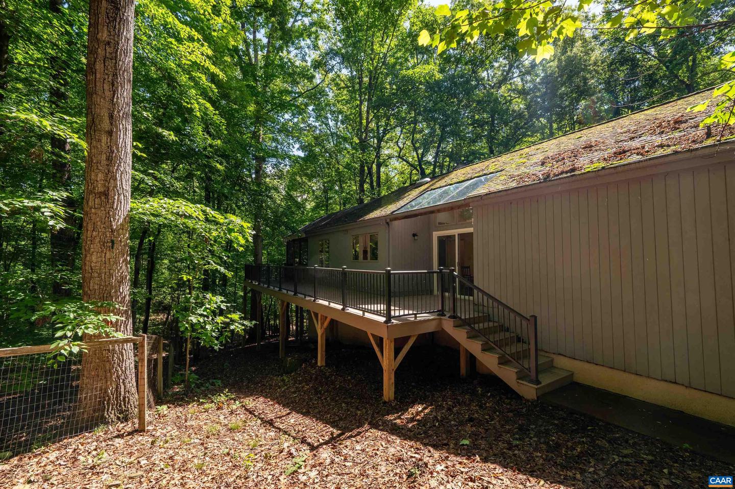 50 LYNNWOOD LN, CHARLOTTESVILLE, Virginia 22901, 5 Bedrooms Bedrooms, ,3 BathroomsBathrooms,Residential,For sale,50 LYNNWOOD LN,665039 MLS # 665039