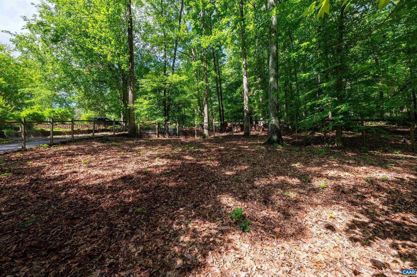 50 LYNNWOOD LN, CHARLOTTESVILLE, Virginia 22901, 5 Bedrooms Bedrooms, ,3 BathroomsBathrooms,Residential,For sale,50 LYNNWOOD LN,665039 MLS # 665039