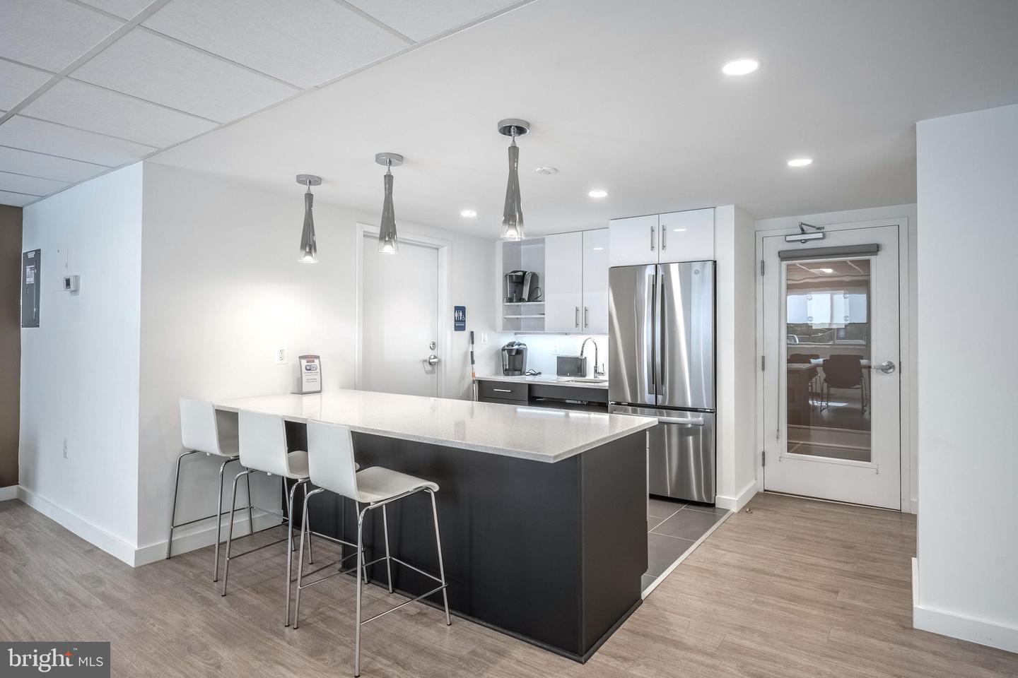 2500 N VAN DORN ST #912, ALEXANDRIA, Virginia 22302, ,1 BathroomBathrooms,Residential,For sale,2500 N VAN DORN ST #912,VAAX2045810 MLS # VAAX2045810