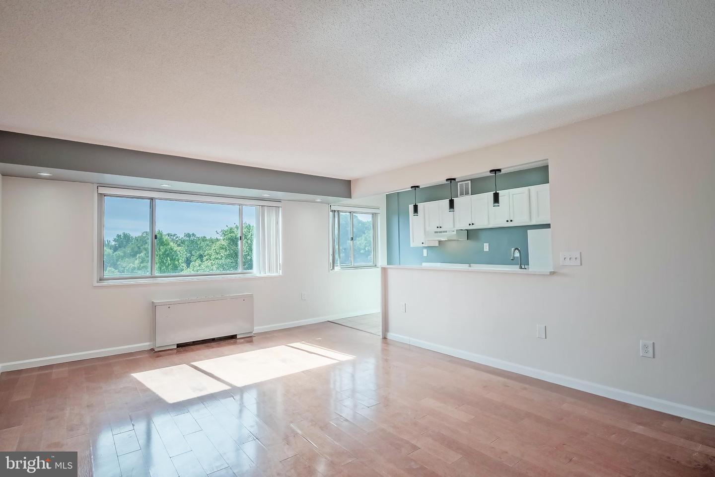 2500 N VAN DORN ST #912, ALEXANDRIA, Virginia 22302, ,1 BathroomBathrooms,Residential,For sale,2500 N VAN DORN ST #912,VAAX2045810 MLS # VAAX2045810
