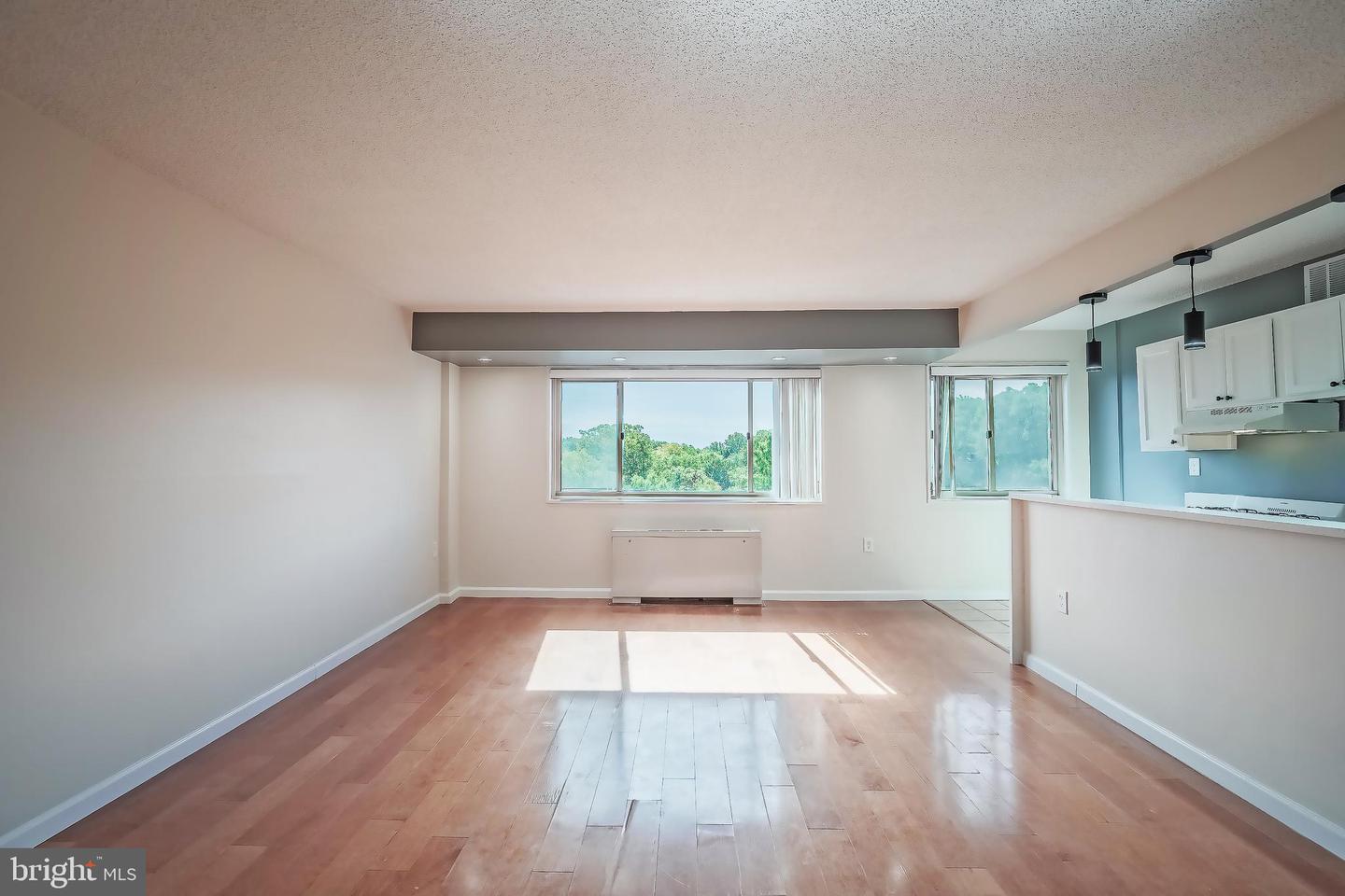 2500 N VAN DORN ST #912, ALEXANDRIA, Virginia 22302, ,1 BathroomBathrooms,Residential,For sale,2500 N VAN DORN ST #912,VAAX2045810 MLS # VAAX2045810