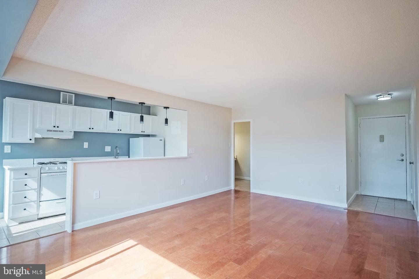 2500 N VAN DORN ST #912, ALEXANDRIA, Virginia 22302, ,1 BathroomBathrooms,Residential,For sale,2500 N VAN DORN ST #912,VAAX2045810 MLS # VAAX2045810