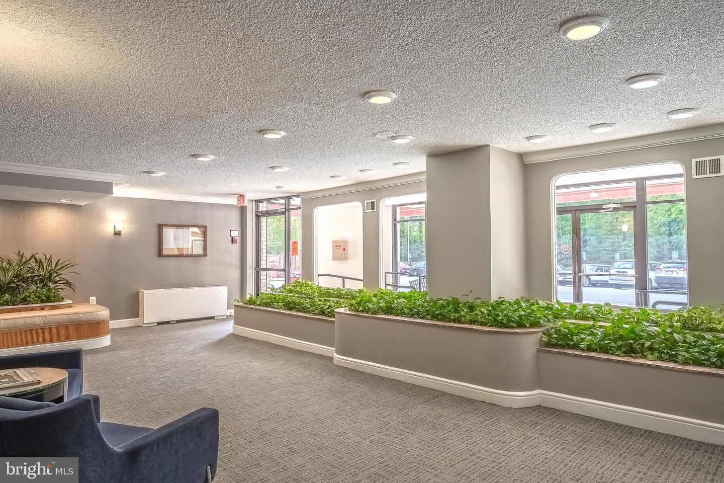 2500 N VAN DORN ST #912, ALEXANDRIA, Virginia 22302, ,1 BathroomBathrooms,Residential,For sale,2500 N VAN DORN ST #912,VAAX2045810 MLS # VAAX2045810