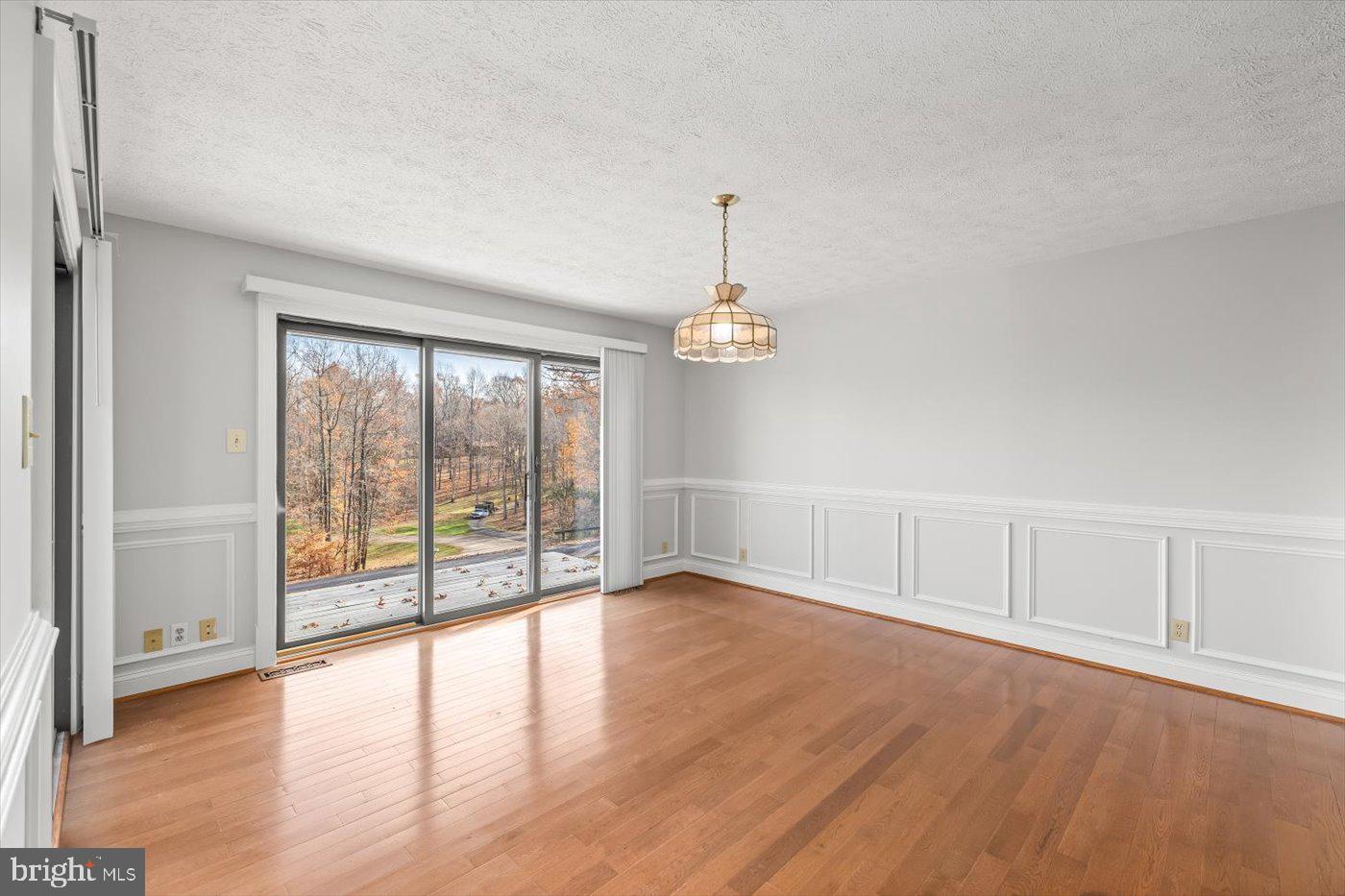 20 CESSNA LN, FREDERICKSBURG, Virginia 22405, 7 Bedrooms Bedrooms, ,7 BathroomsBathrooms,Residential,For sale,20 CESSNA LN,VAST2039280 MLS # VAST2039280