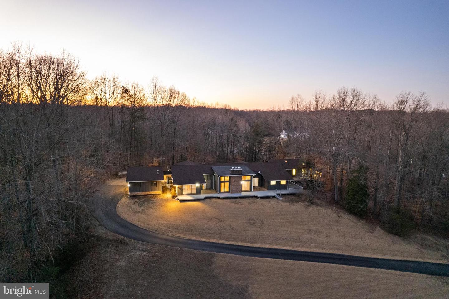 20 CESSNA LN, FREDERICKSBURG, Virginia 22405, 7 Bedrooms Bedrooms, ,7 BathroomsBathrooms,Residential,For sale,20 CESSNA LN,VAST2039280 MLS # VAST2039280