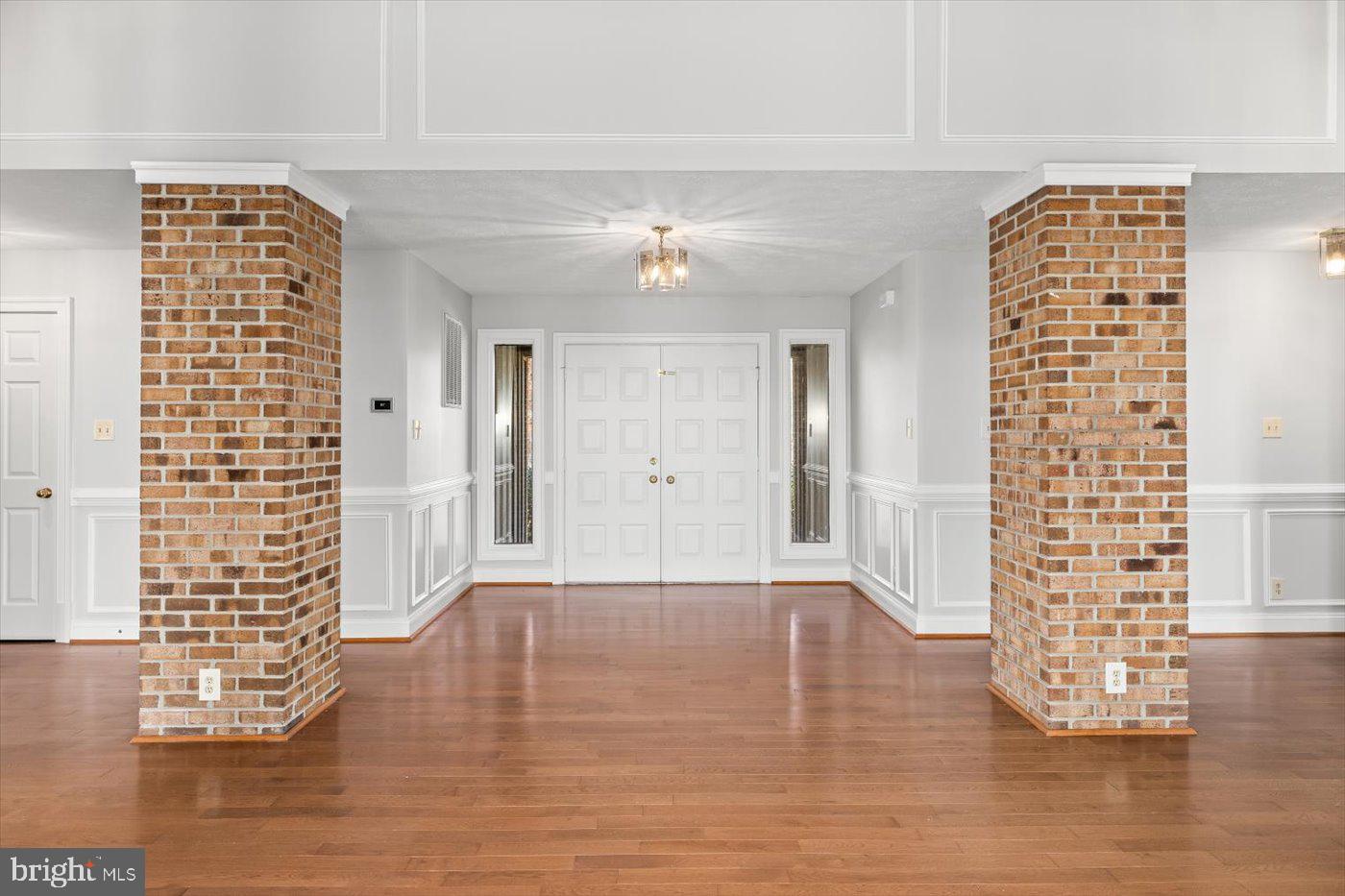 20 CESSNA LN, FREDERICKSBURG, Virginia 22405, 7 Bedrooms Bedrooms, ,7 BathroomsBathrooms,Residential,For sale,20 CESSNA LN,VAST2039280 MLS # VAST2039280