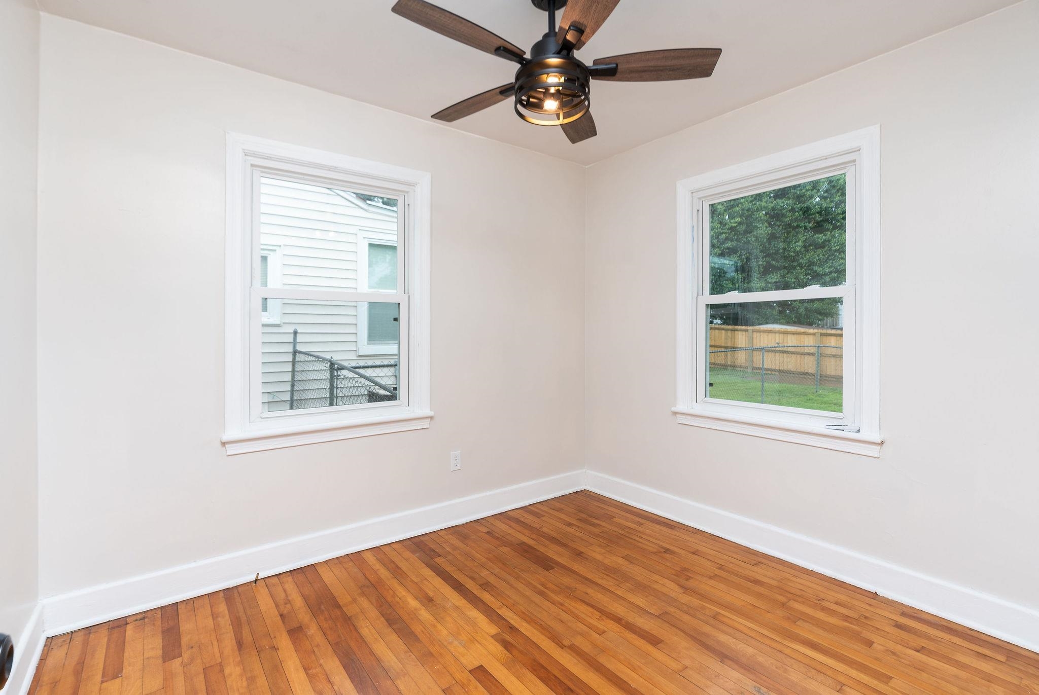 123 FRASER LN, STAUNTON, Virginia 24401, 2 Bedrooms Bedrooms, ,1 BathroomBathrooms,Residential,123 FRASER LN,665058 MLS # 665058