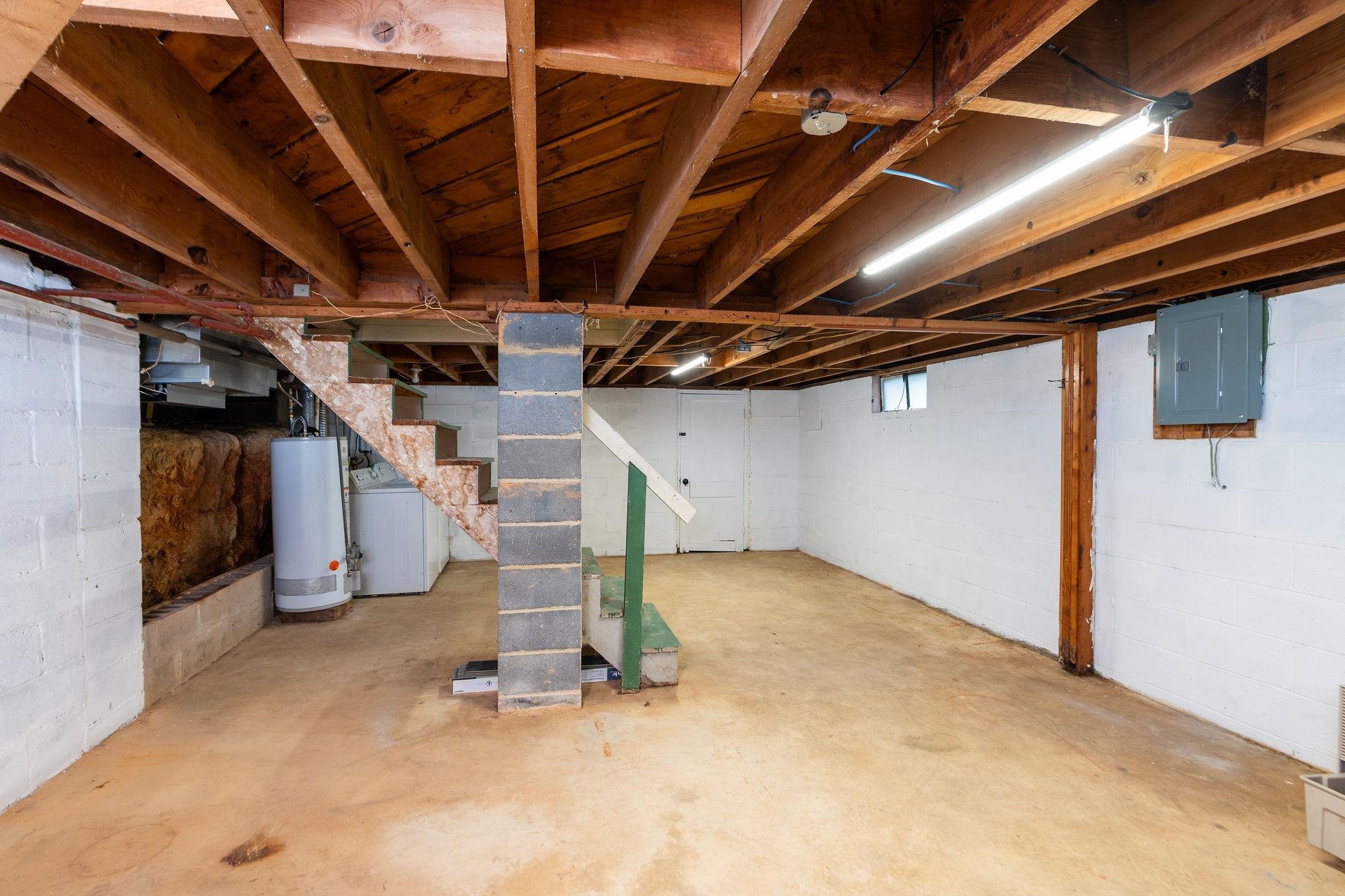 123 FRASER LN, STAUNTON, Virginia 24401, 2 Bedrooms Bedrooms, ,1 BathroomBathrooms,Residential,123 FRASER LN,665058 MLS # 665058