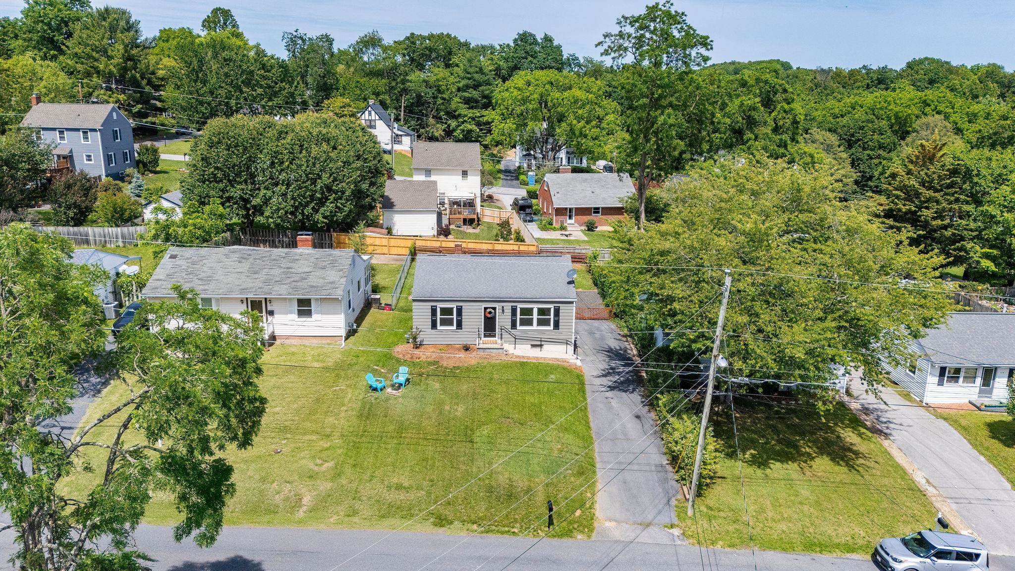 123 FRASER LN, STAUNTON, Virginia 24401, 2 Bedrooms Bedrooms, ,1 BathroomBathrooms,Residential,123 FRASER LN,665058 MLS # 665058