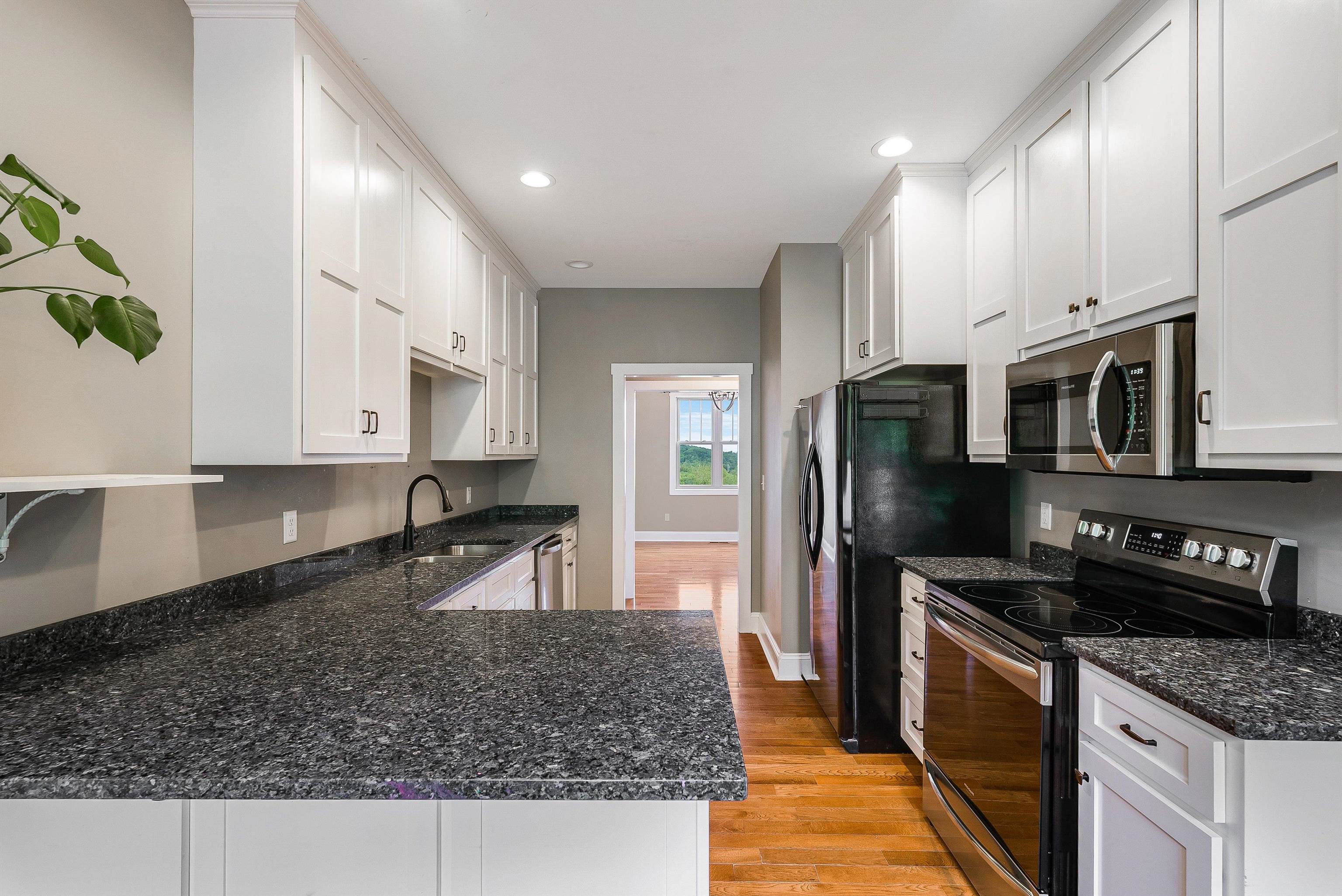 17 MCILWEE LN, STAUNTON, Virginia 24401, 4 Bedrooms Bedrooms, ,3 BathroomsBathrooms,Residential,17 MCILWEE LN,665062 MLS # 665062