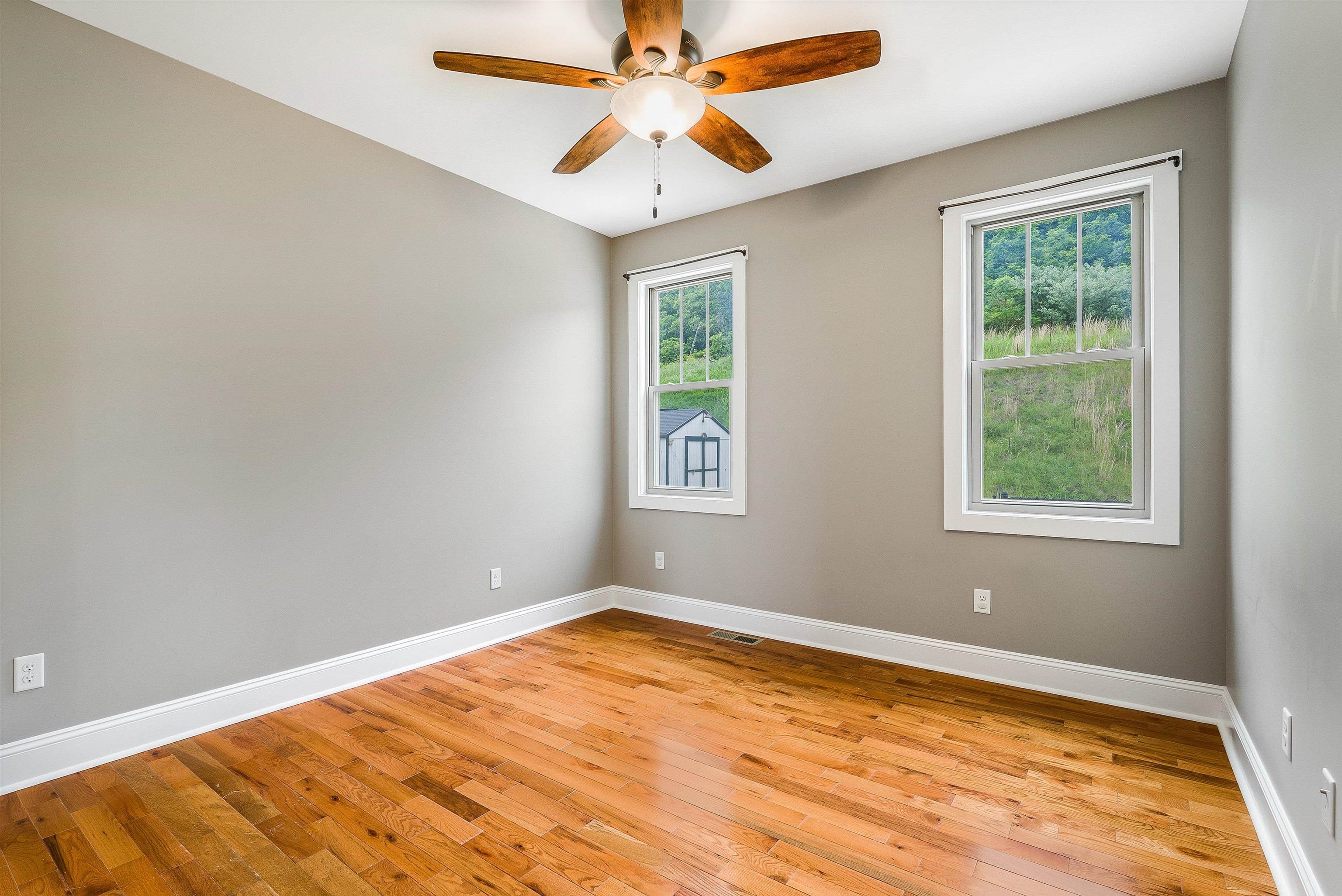 17 MCILWEE LN, STAUNTON, Virginia 24401, 4 Bedrooms Bedrooms, ,3 BathroomsBathrooms,Residential,17 MCILWEE LN,665062 MLS # 665062