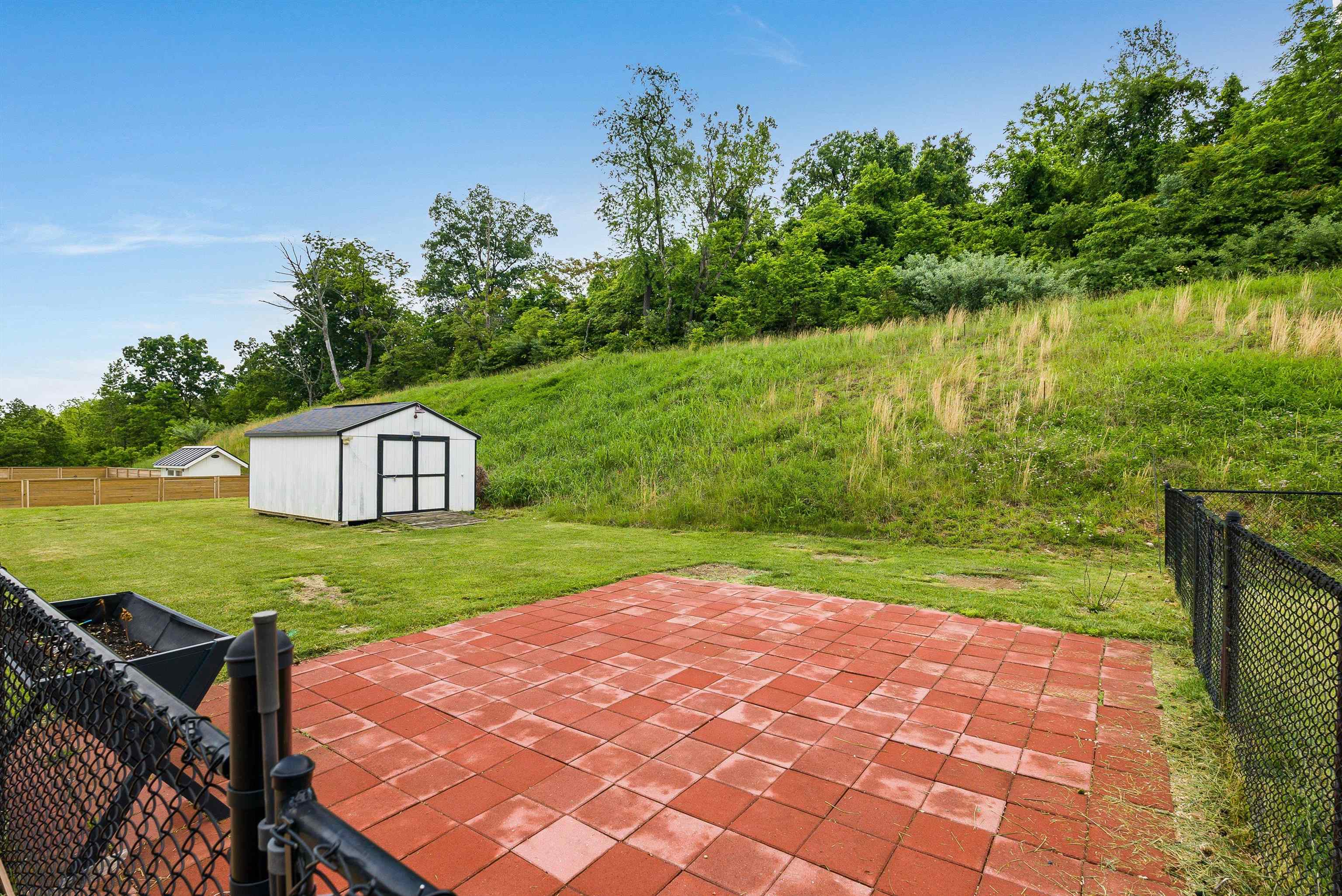 17 MCILWEE LN, STAUNTON, Virginia 24401, 4 Bedrooms Bedrooms, ,3 BathroomsBathrooms,Residential,17 MCILWEE LN,665062 MLS # 665062
