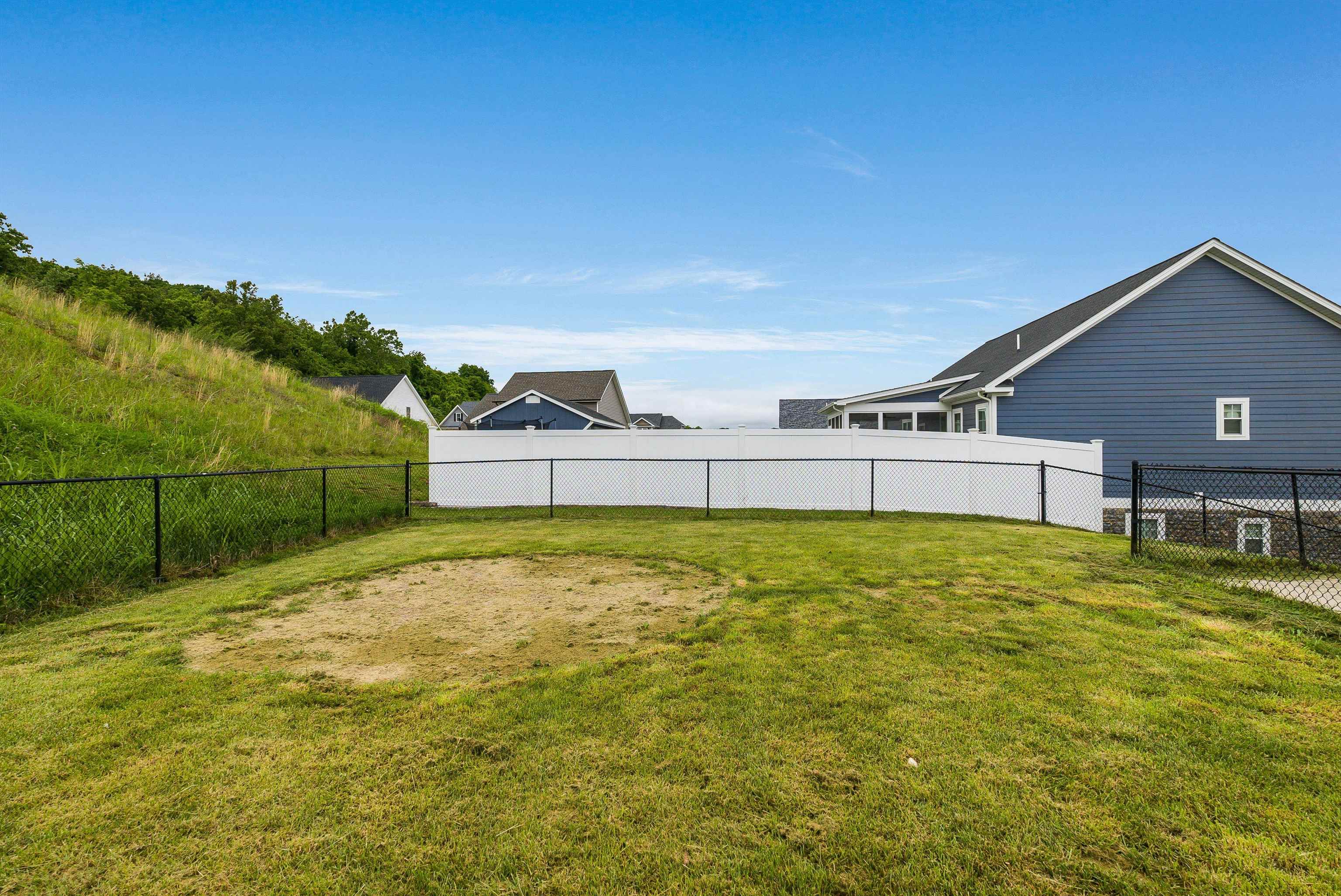 17 MCILWEE LN, STAUNTON, Virginia 24401, 4 Bedrooms Bedrooms, ,3 BathroomsBathrooms,Residential,17 MCILWEE LN,665062 MLS # 665062