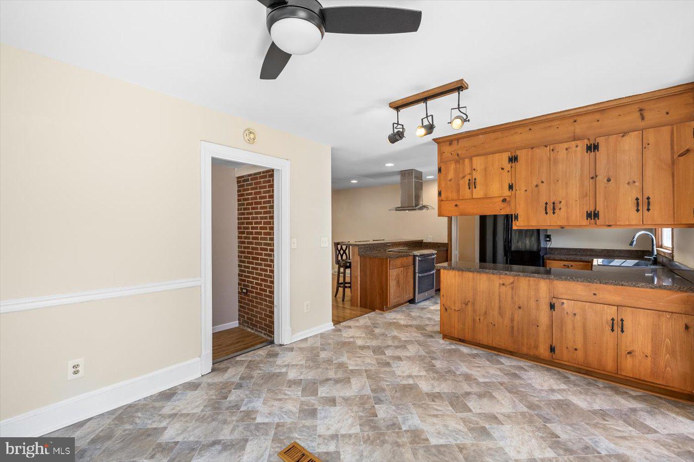 148 RED HILL RD, ORANGE, Virginia 22960, 3 Bedrooms Bedrooms, ,3 BathroomsBathrooms,Residential,For sale,148 RED HILL RD,VAOR2008804 MLS # VAOR2008804