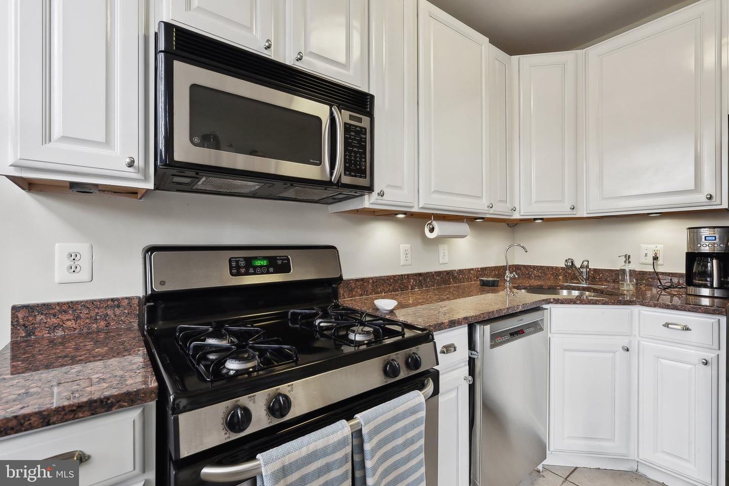 1619 MARION ST NW, WASHINGTON, District Of Columbia 20001, 3 Bedrooms Bedrooms, ,3 BathroomsBathrooms,Residential,For sale,1619 MARION ST NW,DCDC2187364 MLS # DCDC2187364