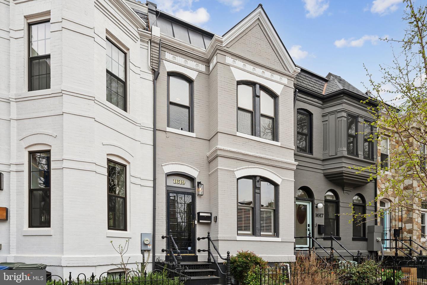 1619 MARION ST NW, WASHINGTON, District Of Columbia 20001, 3 Bedrooms Bedrooms, ,3 BathroomsBathrooms,Residential,For sale,1619 MARION ST NW,DCDC2187364 MLS # DCDC2187364