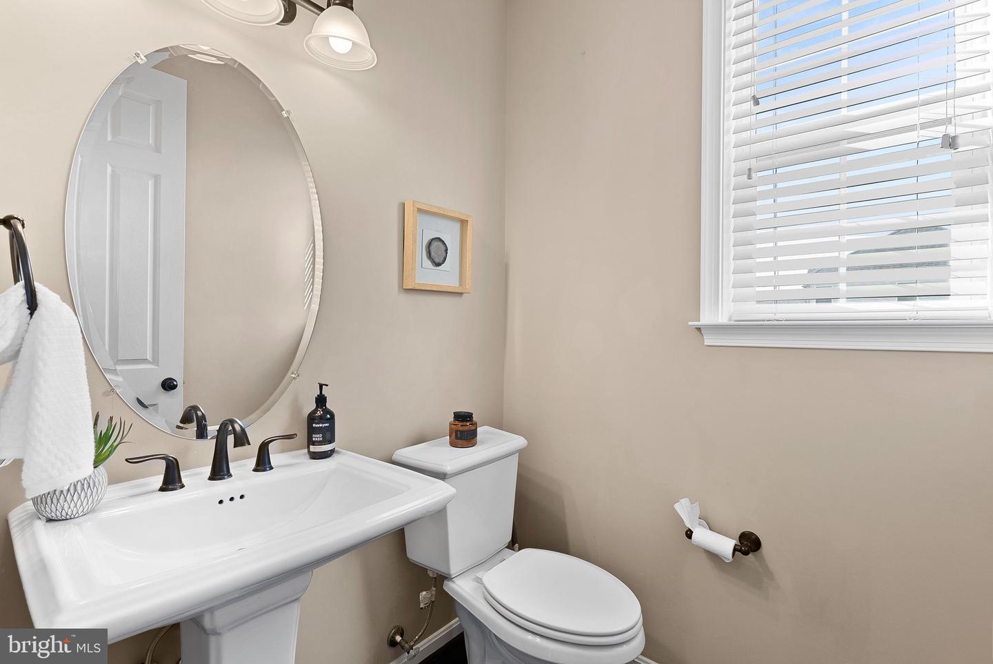 14612 BRIDLE CREEK RD, WOODBRIDGE, Virginia 22193, 5 Bedrooms Bedrooms, ,4 BathroomsBathrooms,Residential,For sale,14612 BRIDLE CREEK RD,VAPW2089216 MLS # VAPW2089216