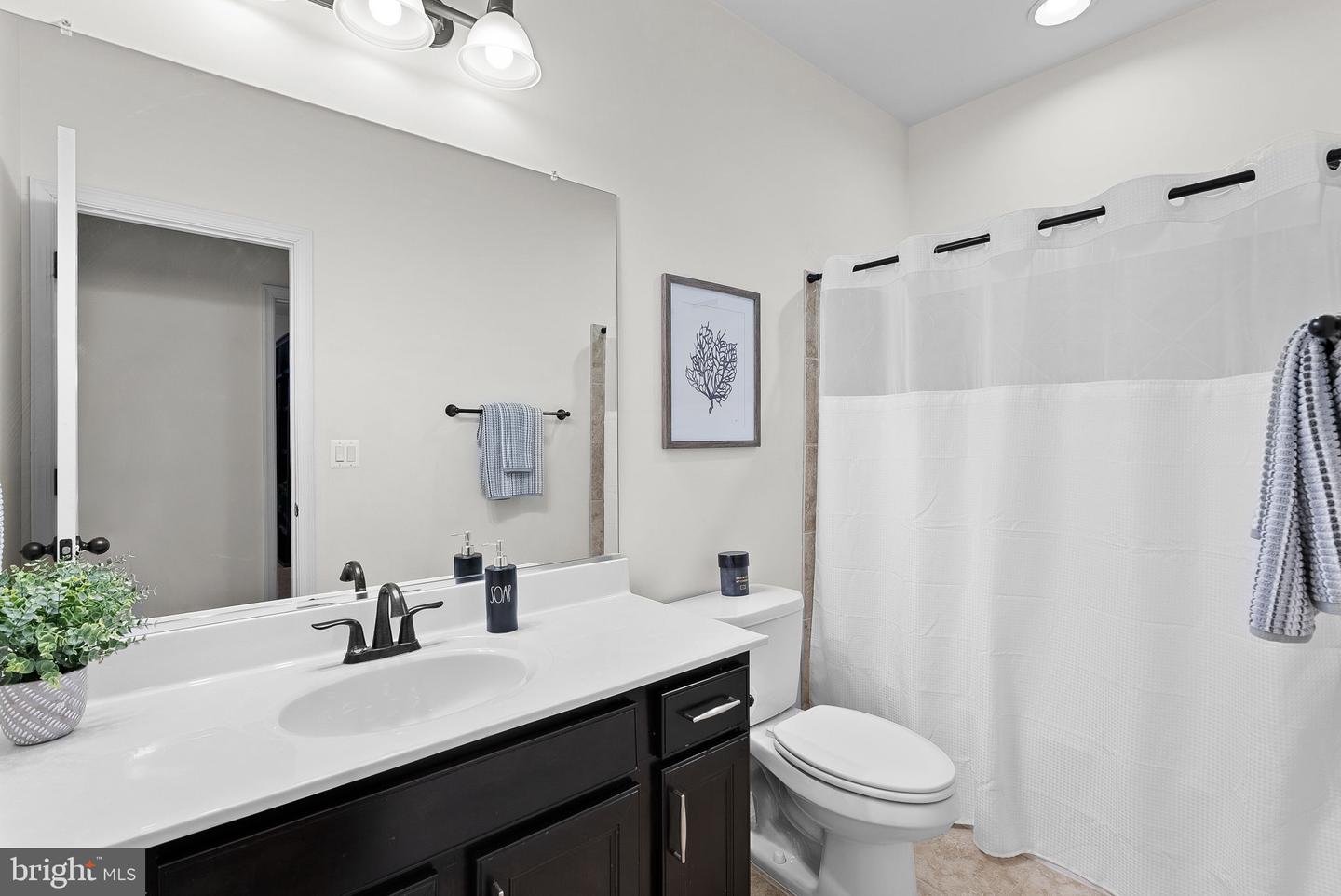 14612 BRIDLE CREEK RD, WOODBRIDGE, Virginia 22193, 5 Bedrooms Bedrooms, ,4 BathroomsBathrooms,Residential,For sale,14612 BRIDLE CREEK RD,VAPW2089216 MLS # VAPW2089216