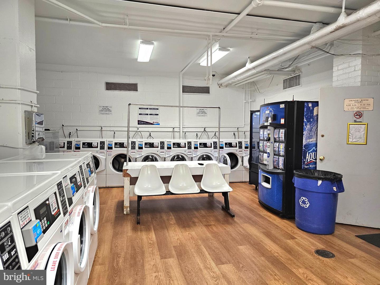 5340 HOLMES RUN PKWY #1410, ALEXANDRIA, Virginia 22304, 1 Bedroom Bedrooms, 4 Rooms Rooms,1 BathroomBathrooms,Residential,For sale,5340 HOLMES RUN PKWY #1410,VAAX2042982 MLS # VAAX2042982