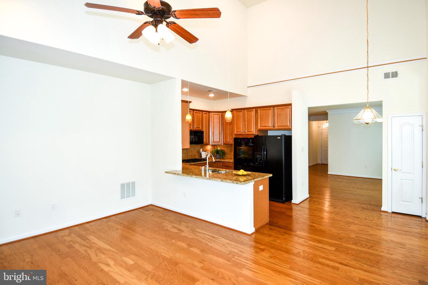 20559 CRESCENT POINTE PLACE, ASHBURN, Virginia 20147, 3 Bedrooms Bedrooms, ,3 BathroomsBathrooms,Residential,For sale,20559 CRESCENT POINTE PLACE,VALO2092022 MLS # VALO2092022