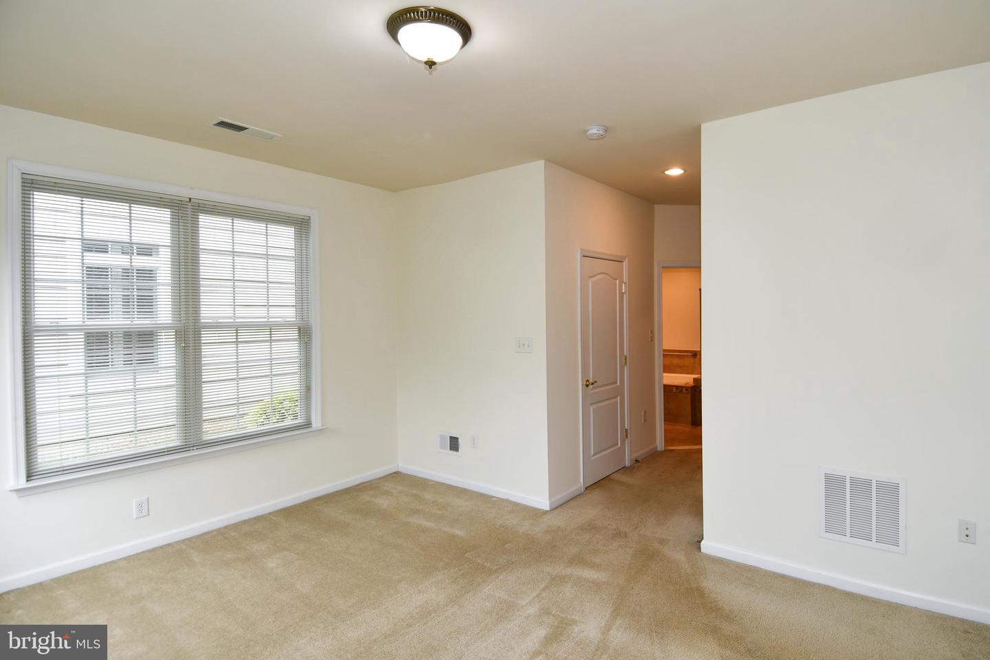 20559 CRESCENT POINTE PLACE, ASHBURN, Virginia 20147, 3 Bedrooms Bedrooms, ,3 BathroomsBathrooms,Residential,For sale,20559 CRESCENT POINTE PLACE,VALO2092022 MLS # VALO2092022