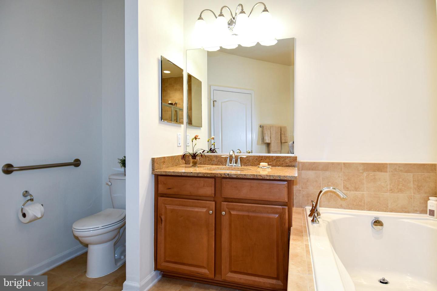 20559 CRESCENT POINTE PLACE, ASHBURN, Virginia 20147, 3 Bedrooms Bedrooms, ,3 BathroomsBathrooms,Residential,For sale,20559 CRESCENT POINTE PLACE,VALO2092022 MLS # VALO2092022