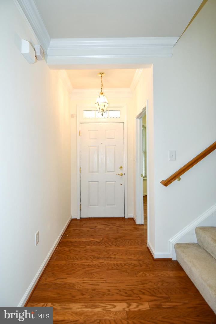 20559 CRESCENT POINTE PLACE, ASHBURN, Virginia 20147, 3 Bedrooms Bedrooms, ,3 BathroomsBathrooms,Residential,For sale,20559 CRESCENT POINTE PLACE,VALO2092022 MLS # VALO2092022