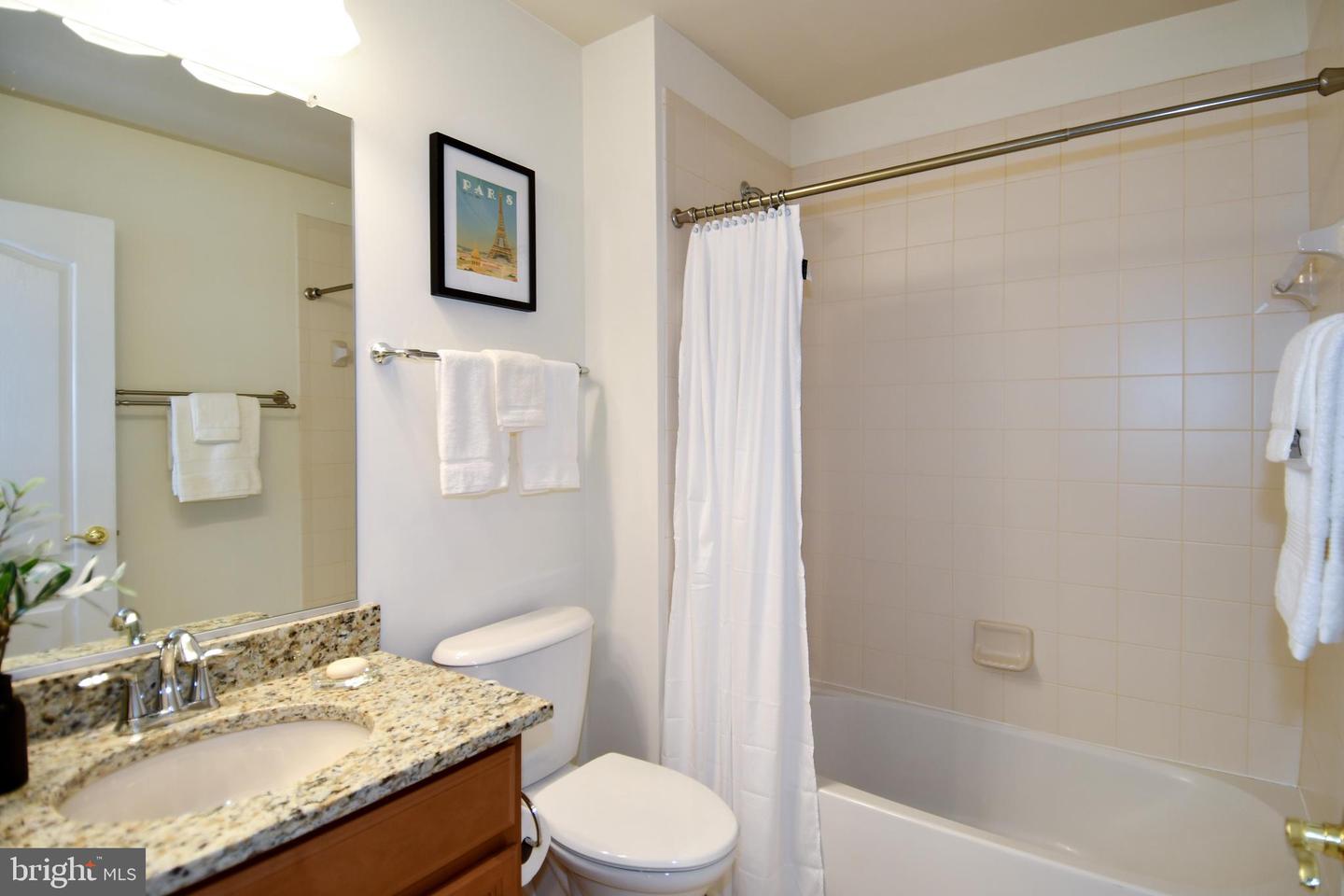 20559 CRESCENT POINTE PLACE, ASHBURN, Virginia 20147, 3 Bedrooms Bedrooms, ,3 BathroomsBathrooms,Residential,For sale,20559 CRESCENT POINTE PLACE,VALO2092022 MLS # VALO2092022