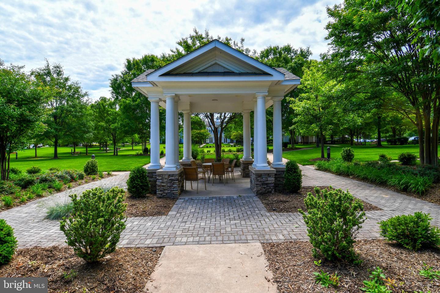 20559 CRESCENT POINTE PLACE, ASHBURN, Virginia 20147, 3 Bedrooms Bedrooms, ,3 BathroomsBathrooms,Residential,For sale,20559 CRESCENT POINTE PLACE,VALO2092022 MLS # VALO2092022
