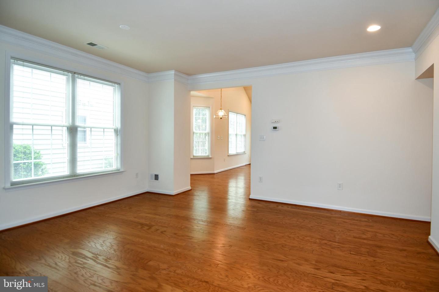 20559 CRESCENT POINTE PLACE, ASHBURN, Virginia 20147, 3 Bedrooms Bedrooms, ,3 BathroomsBathrooms,Residential,For sale,20559 CRESCENT POINTE PLACE,VALO2092022 MLS # VALO2092022