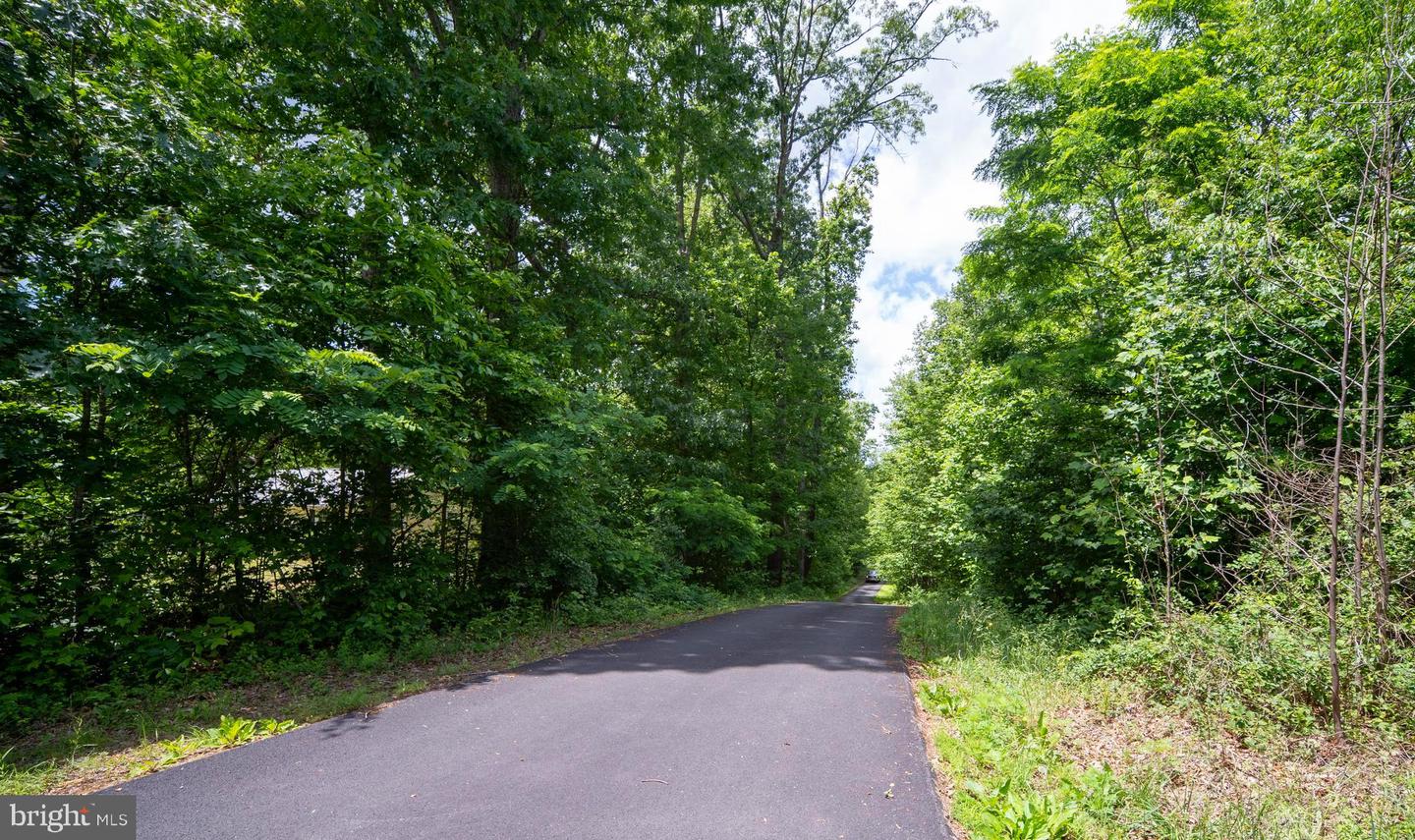 312 RICHARDS FERRY RD, FREDERICKSBURG, Virginia 22406, 5 Bedrooms Bedrooms, ,3 BathroomsBathrooms,Residential,For sale,312 RICHARDS FERRY RD,VAST2037370 MLS # VAST2037370