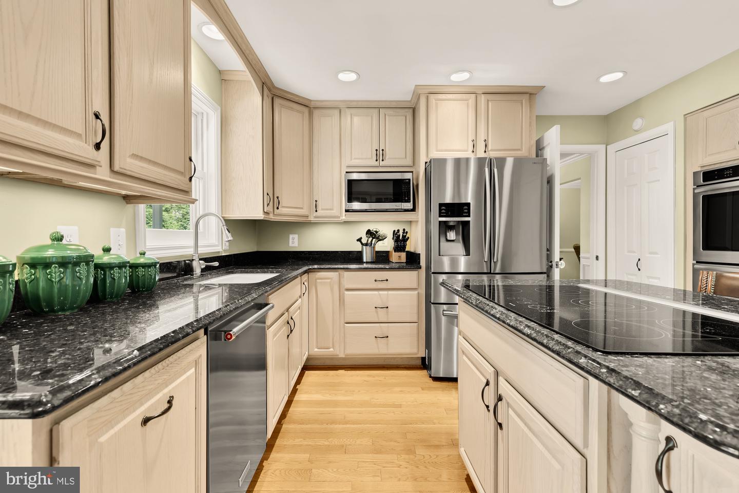 5117 PHEASANT RIDGE RD, FAIRFAX, Virginia 22030, 4 Bedrooms Bedrooms, ,2 BathroomsBathrooms,Residential,For sale,5117 PHEASANT RIDGE RD,VAFX2233240 MLS # VAFX2233240