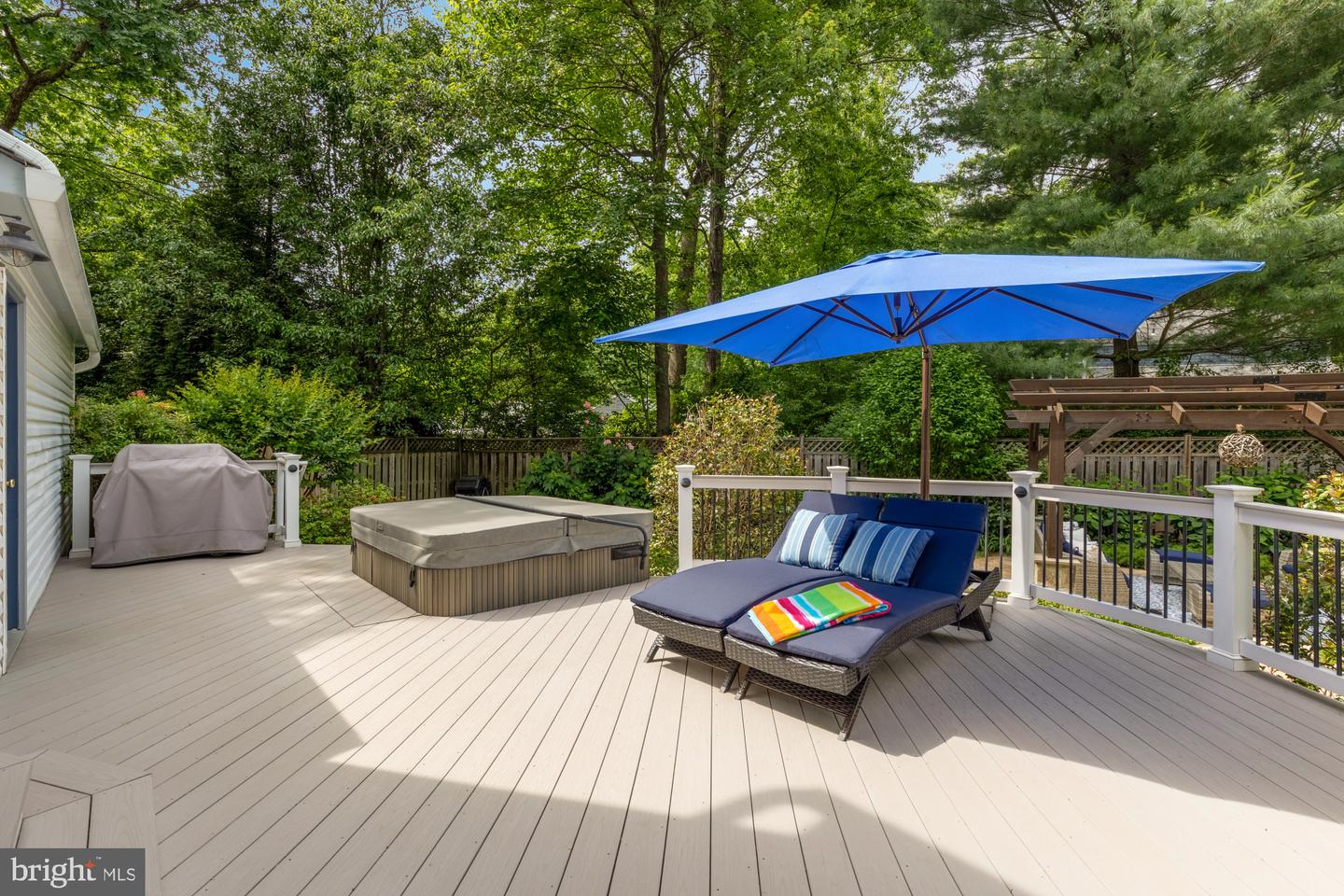 5117 PHEASANT RIDGE RD, FAIRFAX, Virginia 22030, 4 Bedrooms Bedrooms, ,2 BathroomsBathrooms,Residential,For sale,5117 PHEASANT RIDGE RD,VAFX2233240 MLS # VAFX2233240