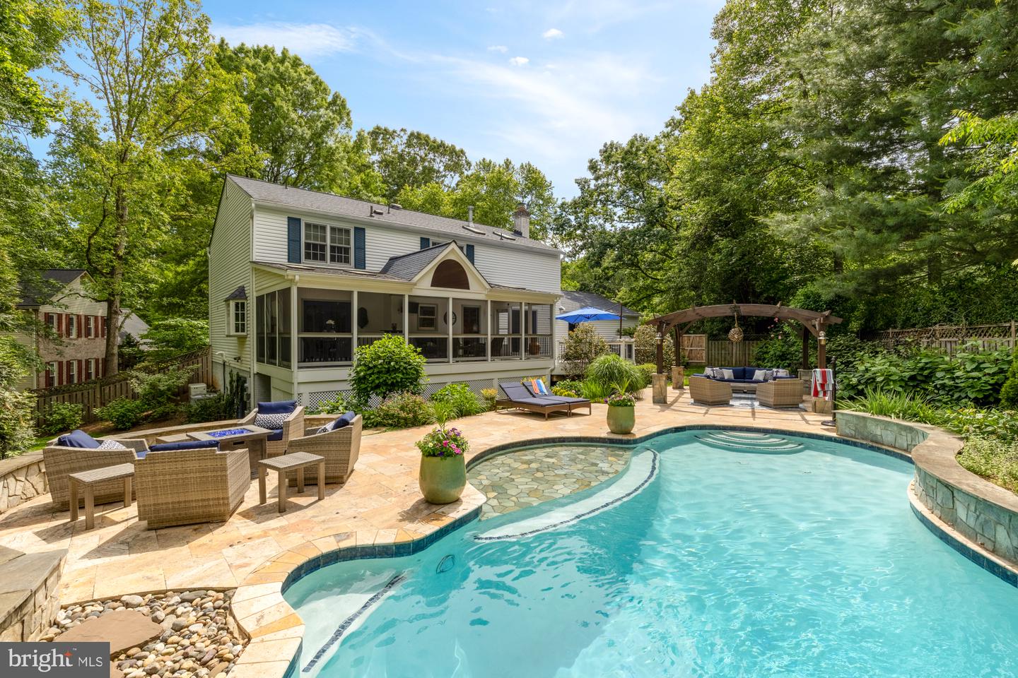 5117 PHEASANT RIDGE RD, FAIRFAX, Virginia 22030, 4 Bedrooms Bedrooms, ,2 BathroomsBathrooms,Residential,For sale,5117 PHEASANT RIDGE RD,VAFX2233240 MLS # VAFX2233240