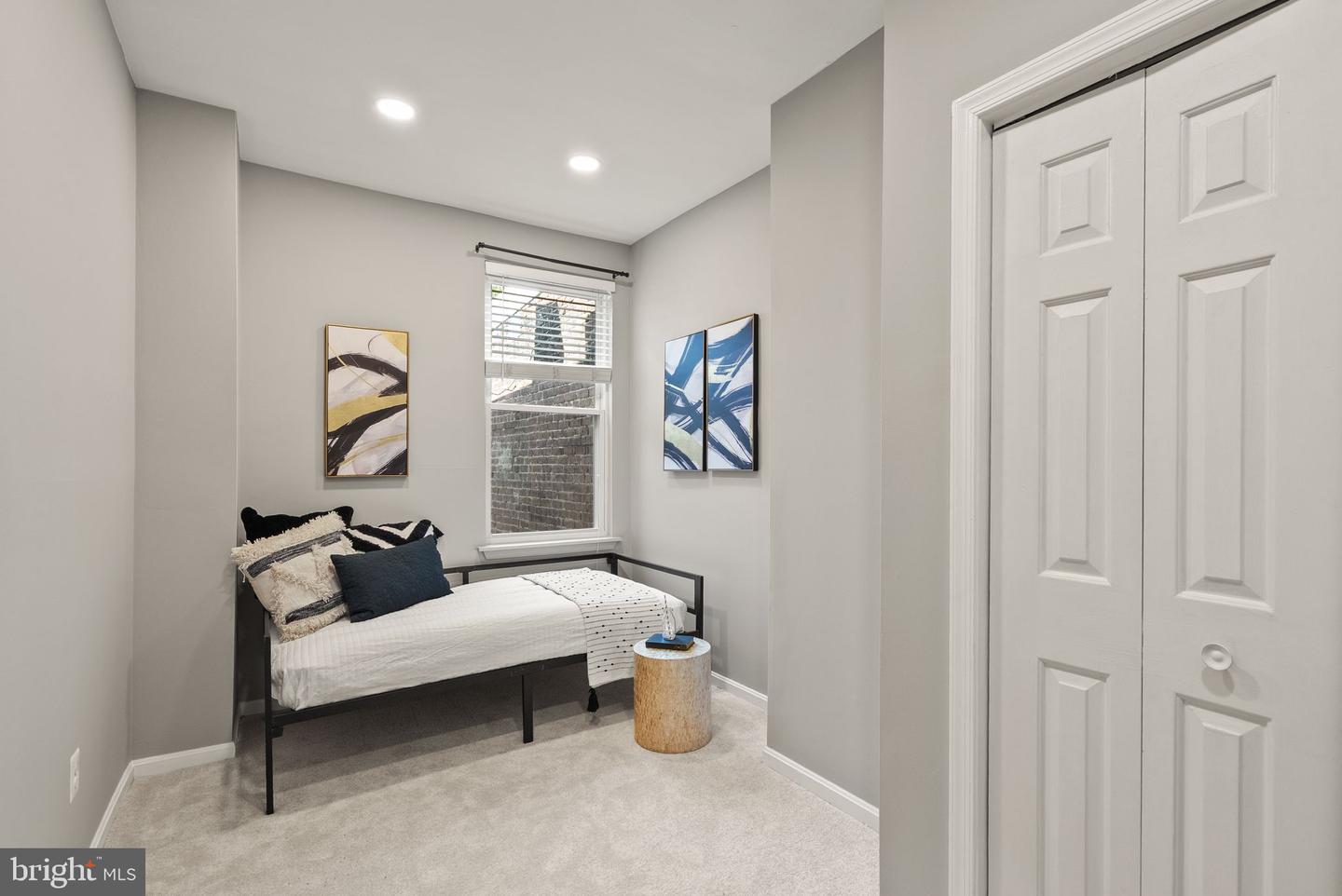 223 K ST NE, WASHINGTON, District Of Columbia 20002, 2 Bedrooms Bedrooms, ,1 BathroomBathrooms,Residential,For sale,223 K ST NE,DCDC2197232 MLS # DCDC2197232