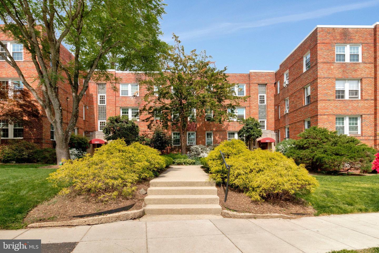 2801 CORTLAND PL NW #1, WASHINGTON, District Of Columbia 20008, 2 Bedrooms Bedrooms, ,1 BathroomBathrooms,Residential,For sale,2801 CORTLAND PL NW #1,DCDC2197436 MLS # DCDC2197436