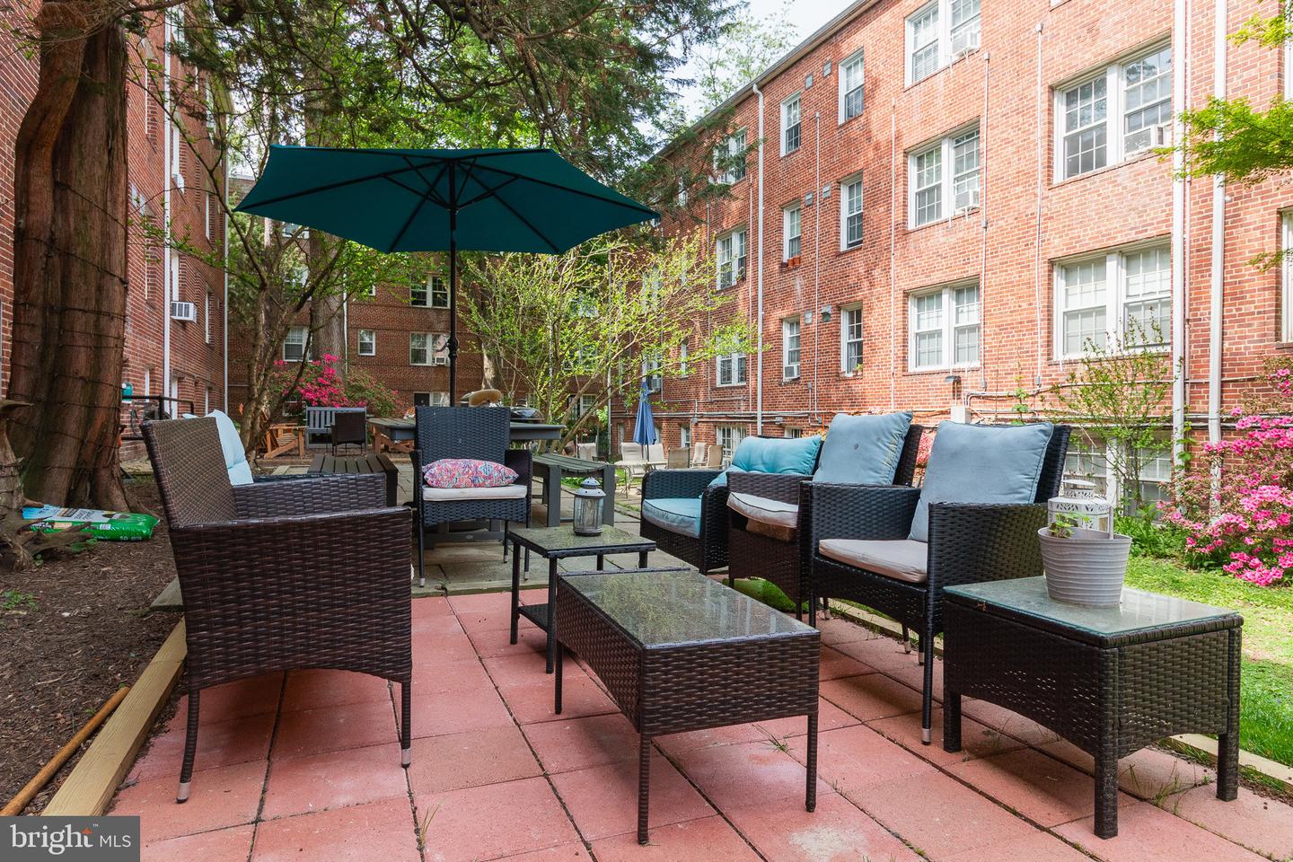 2801 CORTLAND PL NW #1, WASHINGTON, District Of Columbia 20008, 2 Bedrooms Bedrooms, ,1 BathroomBathrooms,Residential,For sale,2801 CORTLAND PL NW #1,DCDC2197436 MLS # DCDC2197436