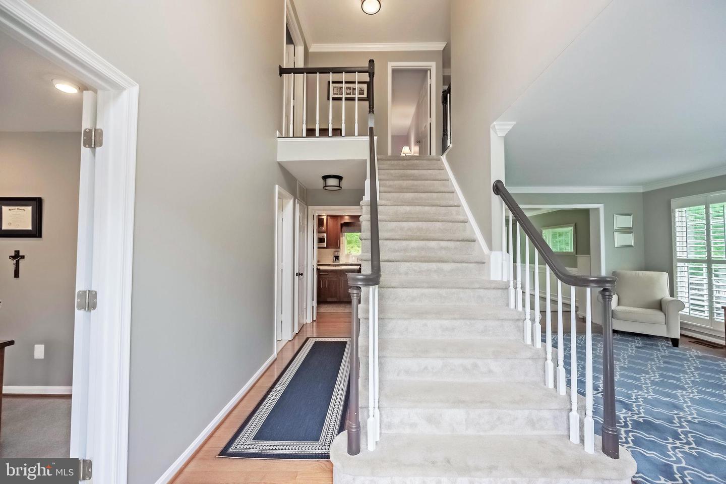 8615 OAK BROOK LN, FAIRFAX STATION, Virginia 22039, 4 Bedrooms Bedrooms, ,3 BathroomsBathrooms,Residential,For sale,8615 OAK BROOK LN,VAFX2242422 MLS # VAFX2242422