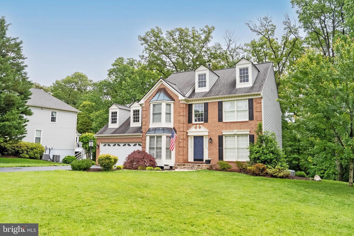 8615 OAK BROOK LN, FAIRFAX STATION, Virginia 22039, 4 Bedrooms Bedrooms, ,3 BathroomsBathrooms,Residential,For sale,8615 OAK BROOK LN,VAFX2242422 MLS # VAFX2242422
