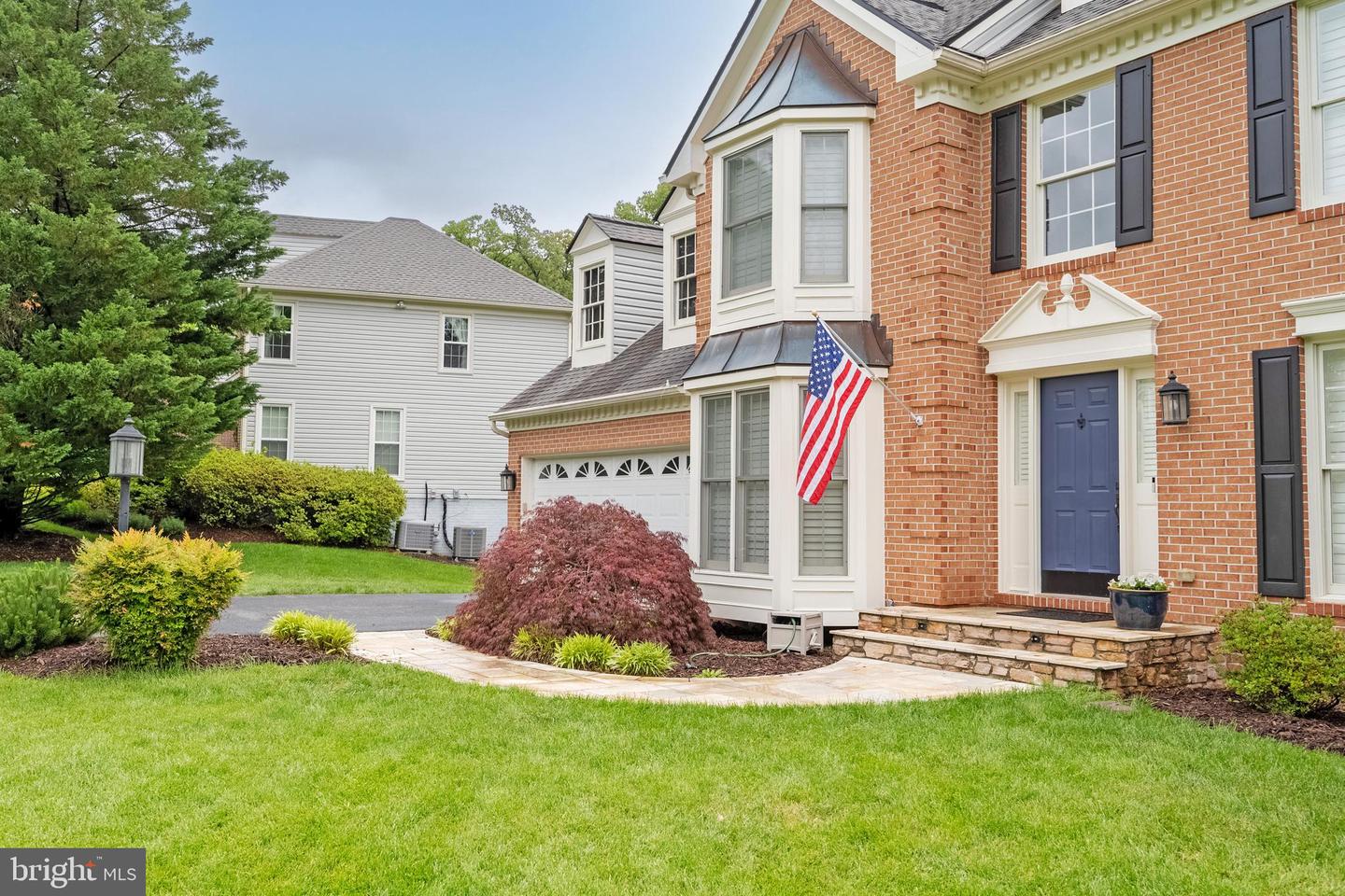 8615 OAK BROOK LN, FAIRFAX STATION, Virginia 22039, 4 Bedrooms Bedrooms, ,3 BathroomsBathrooms,Residential,For sale,8615 OAK BROOK LN,VAFX2242422 MLS # VAFX2242422
