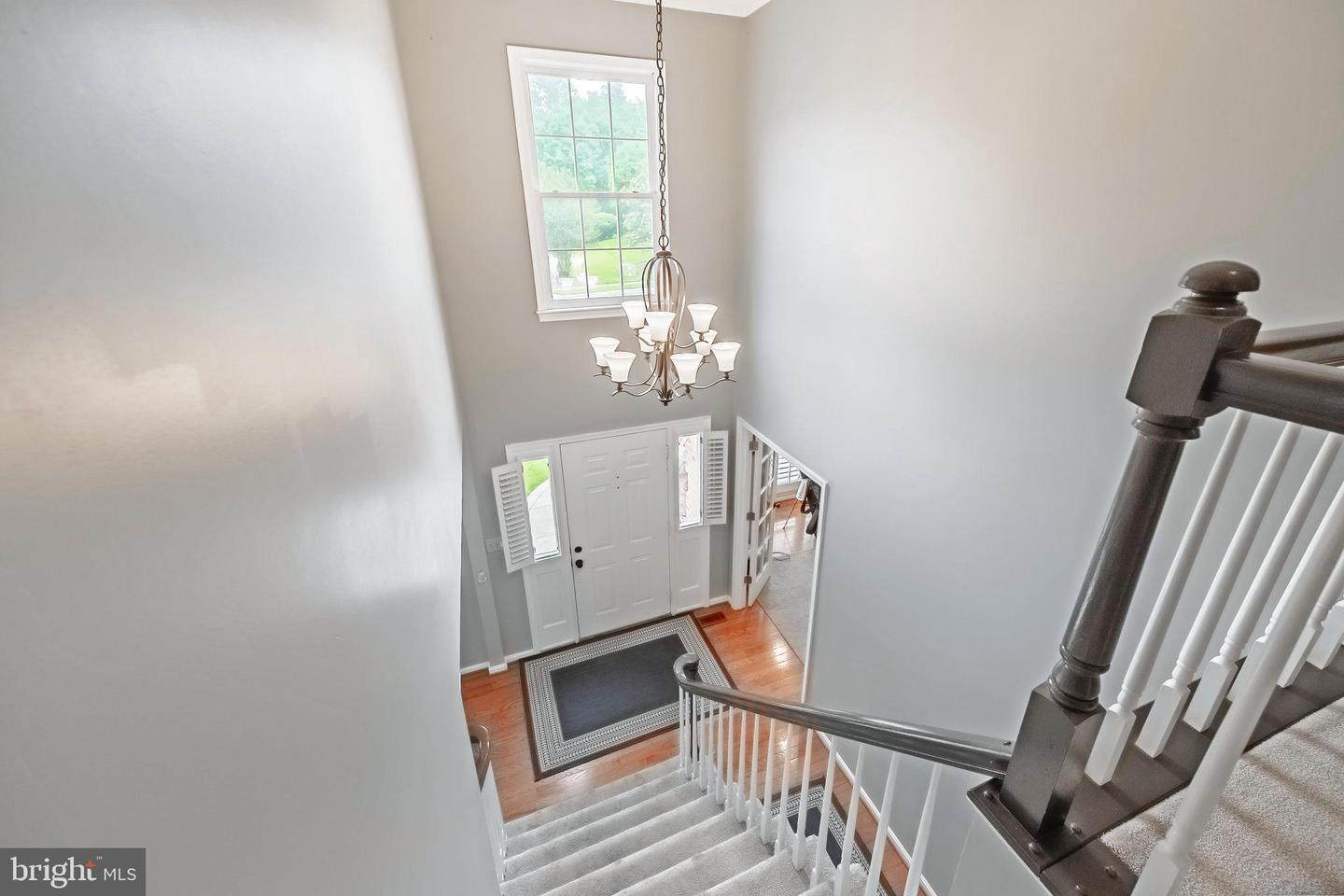 8615 OAK BROOK LN, FAIRFAX STATION, Virginia 22039, 4 Bedrooms Bedrooms, ,3 BathroomsBathrooms,Residential,For sale,8615 OAK BROOK LN,VAFX2242422 MLS # VAFX2242422