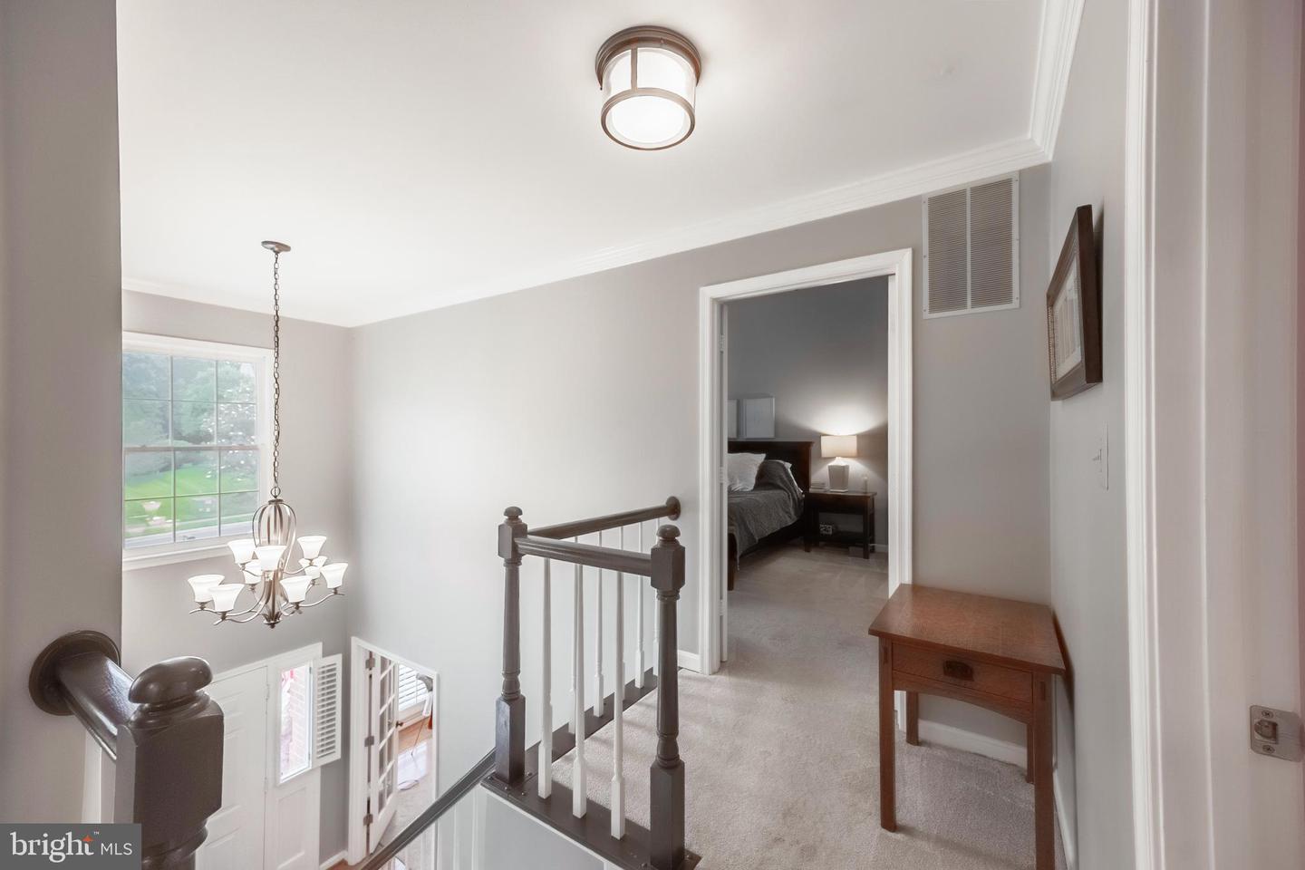 8615 OAK BROOK LN, FAIRFAX STATION, Virginia 22039, 4 Bedrooms Bedrooms, ,3 BathroomsBathrooms,Residential,For sale,8615 OAK BROOK LN,VAFX2242422 MLS # VAFX2242422