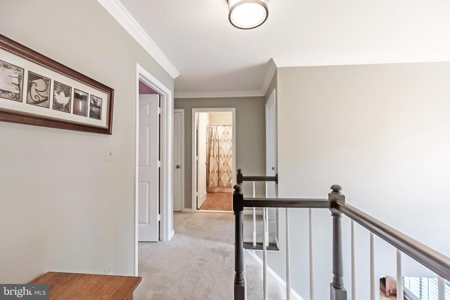 8615 OAK BROOK LN, FAIRFAX STATION, Virginia 22039, 4 Bedrooms Bedrooms, ,3 BathroomsBathrooms,Residential,For sale,8615 OAK BROOK LN,VAFX2242422 MLS # VAFX2242422