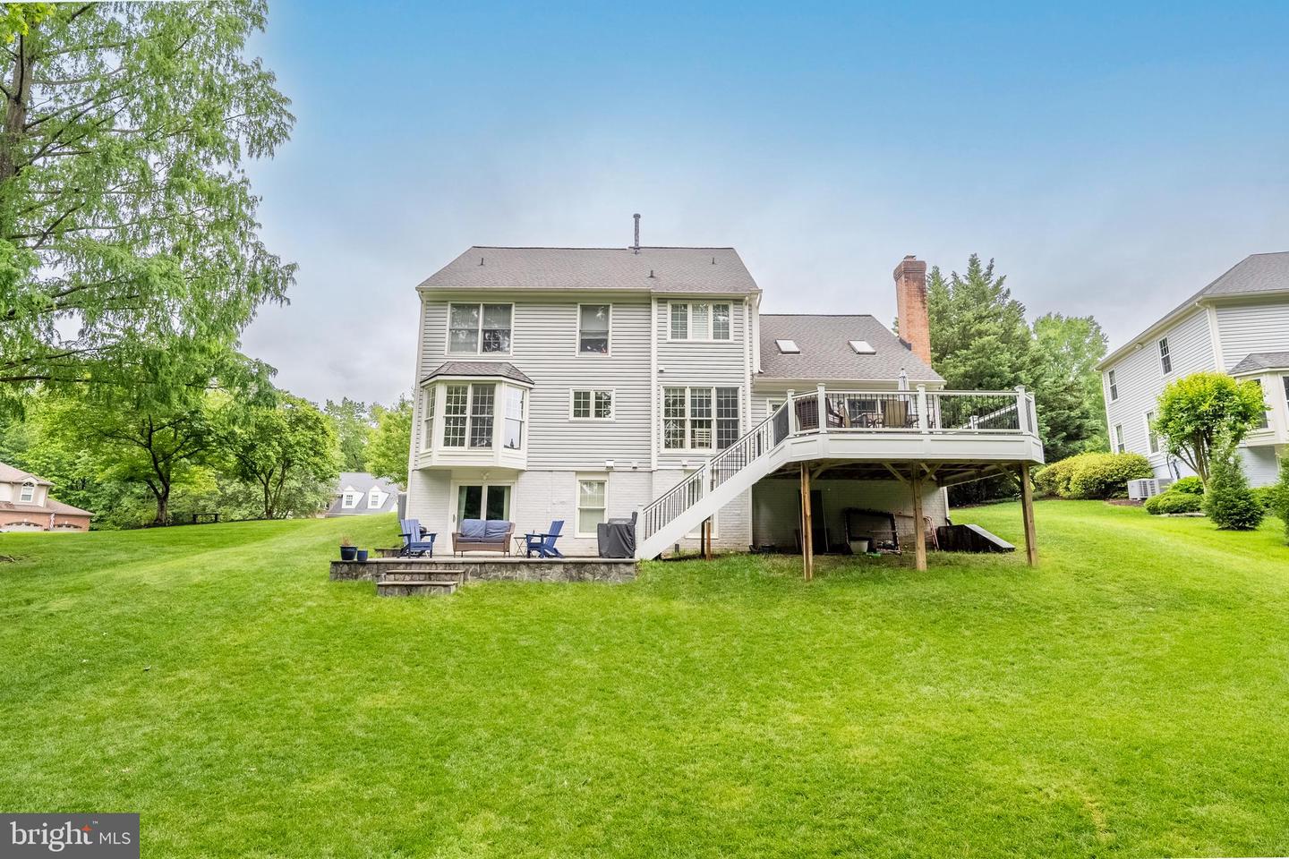 8615 OAK BROOK LN, FAIRFAX STATION, Virginia 22039, 4 Bedrooms Bedrooms, ,3 BathroomsBathrooms,Residential,For sale,8615 OAK BROOK LN,VAFX2242422 MLS # VAFX2242422