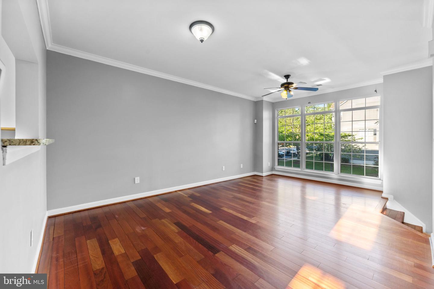 20580 WILLOUGHBY SQ, STERLING, Virginia 20165, 3 Bedrooms Bedrooms, ,2 BathroomsBathrooms,Residential,For sale,20580 WILLOUGHBY SQ,VALO2097520 MLS # VALO2097520