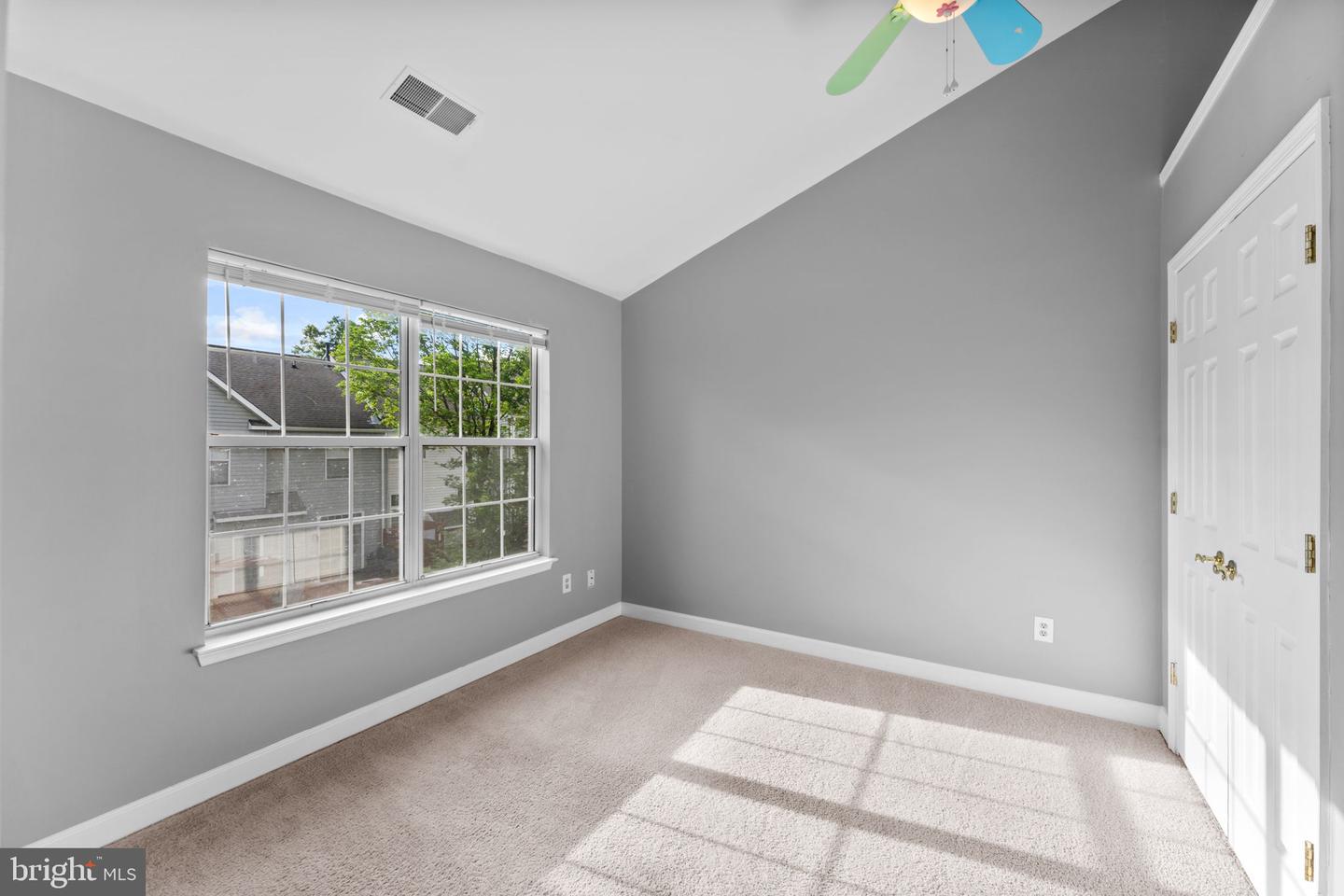 20580 WILLOUGHBY SQ, STERLING, Virginia 20165, 3 Bedrooms Bedrooms, ,2 BathroomsBathrooms,Residential,For sale,20580 WILLOUGHBY SQ,VALO2097520 MLS # VALO2097520