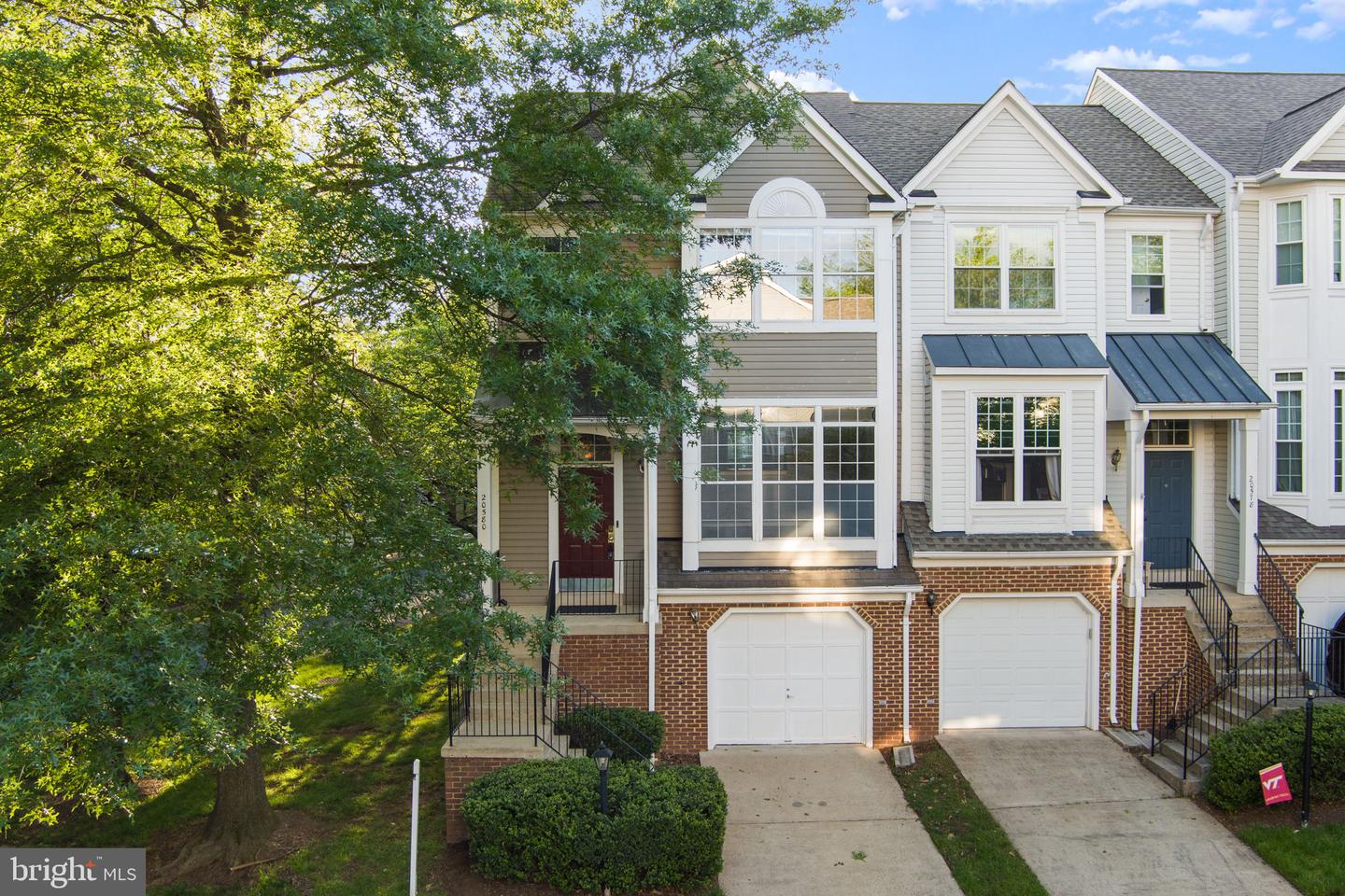 20580 WILLOUGHBY SQ, STERLING, Virginia 20165, 3 Bedrooms Bedrooms, ,2 BathroomsBathrooms,Residential,For sale,20580 WILLOUGHBY SQ,VALO2097520 MLS # VALO2097520