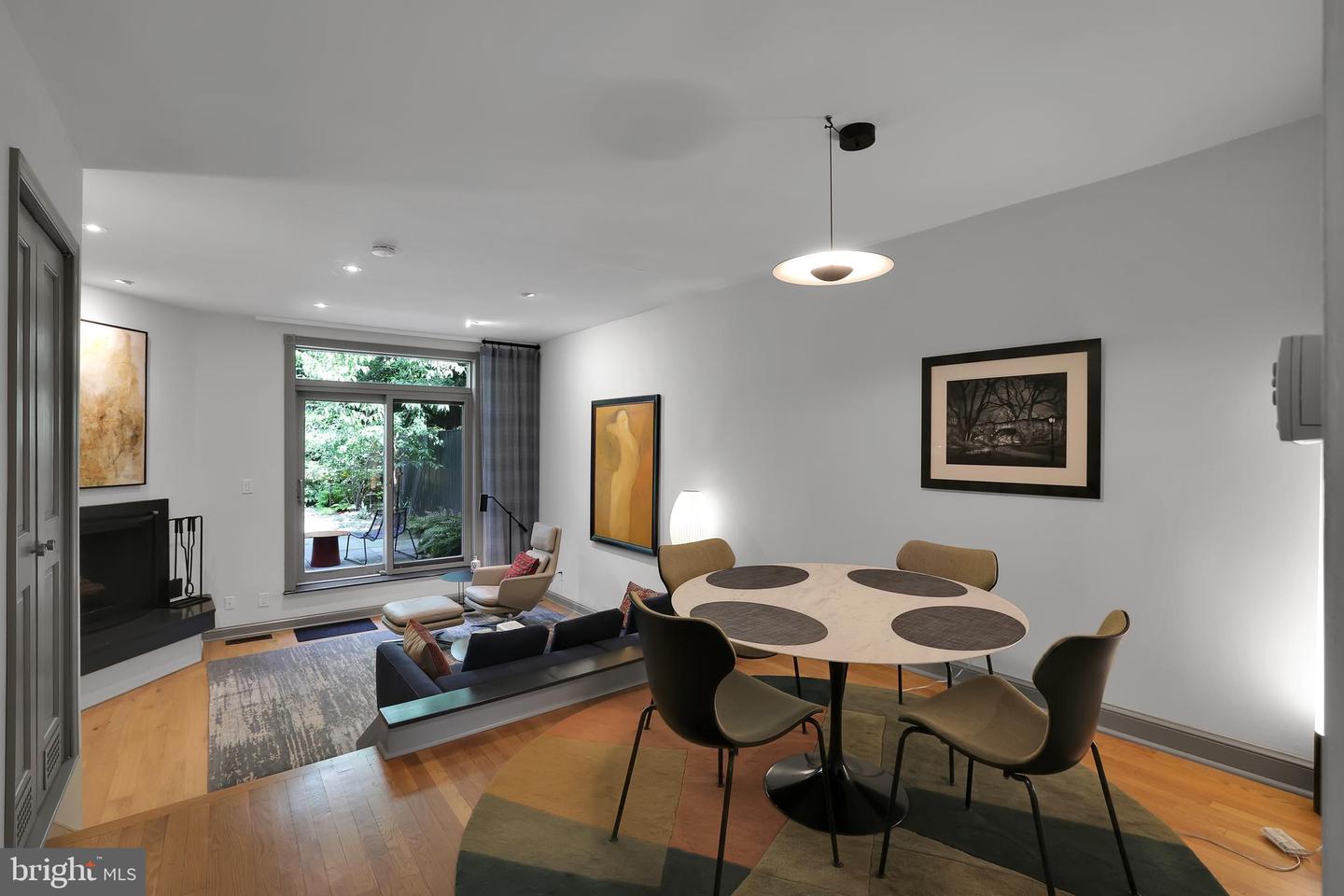 2209 ONTARIO RD NW, WASHINGTON, District Of Columbia 20009, 2 Bedrooms Bedrooms, ,2 BathroomsBathrooms,Residential,For sale,2209 ONTARIO RD NW,DCDC2202046 MLS # DCDC2202046